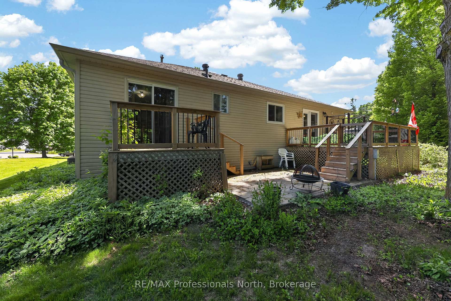 Photo 28 of 48 Fairway Crescent, Wasaga Beach — HOMEH