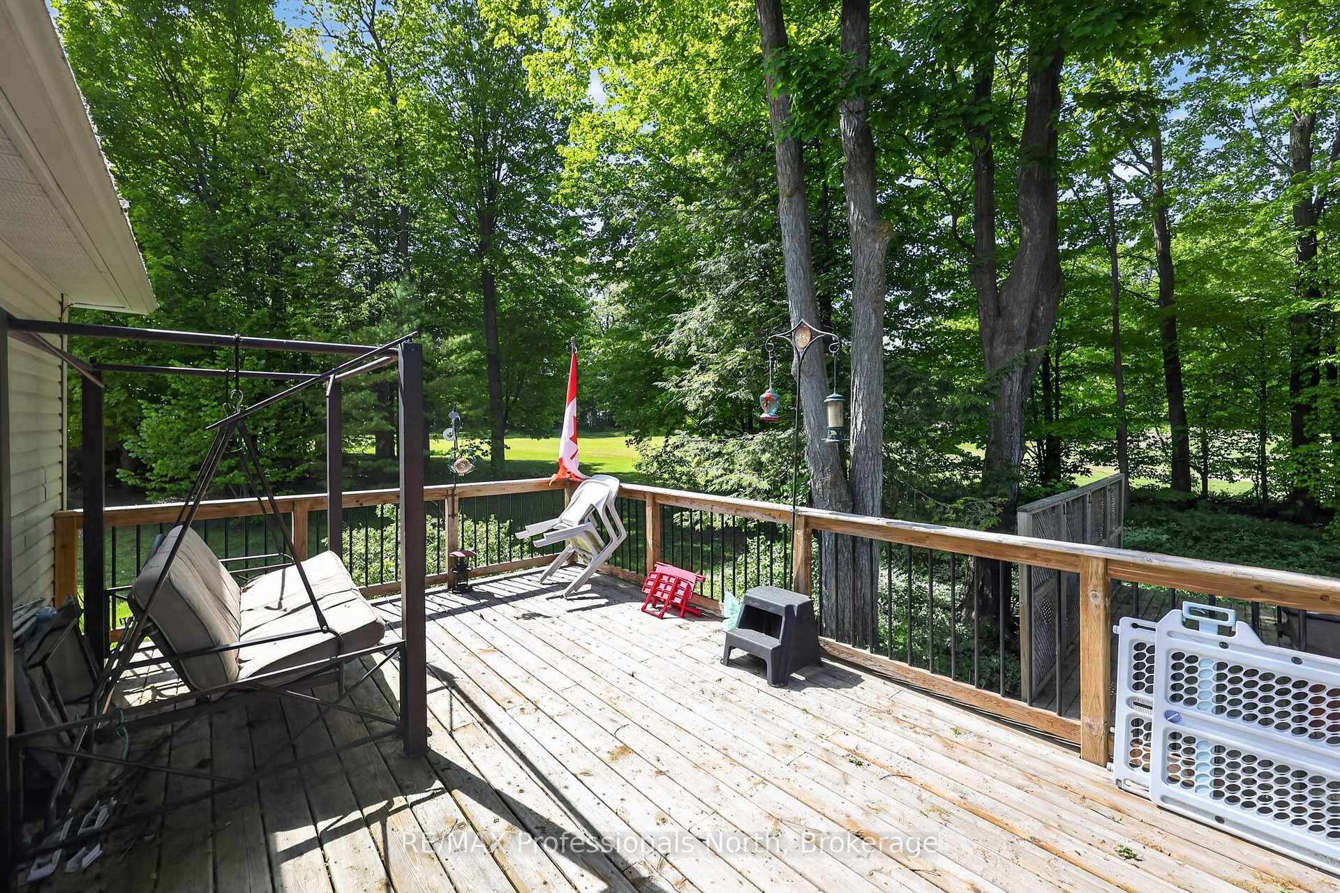 Photo 33 of 48 Fairway Crescent, Wasaga Beach — HOMEH