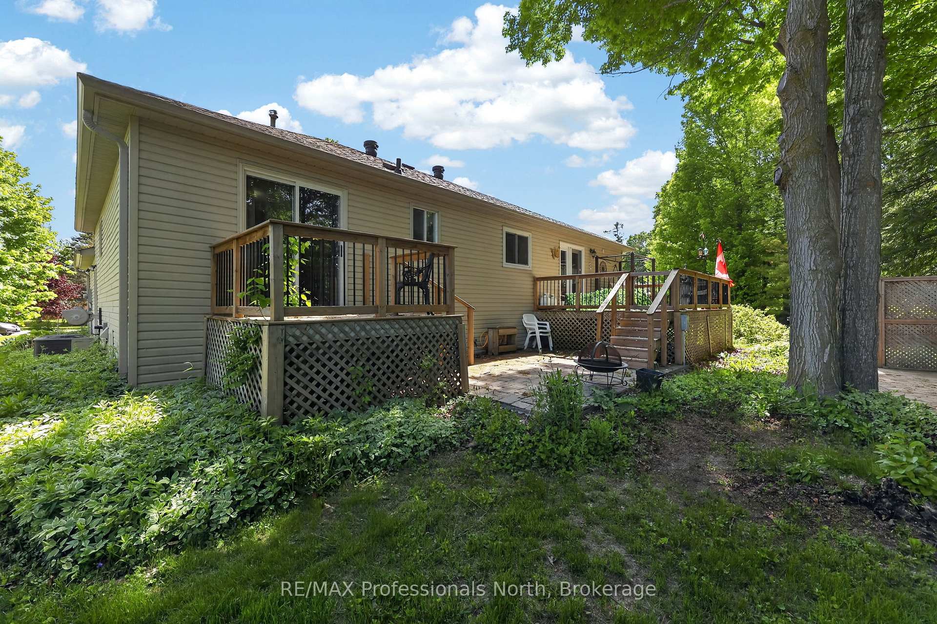 Photo 38 of 48 Fairway Crescent, Wasaga Beach — HOMEH