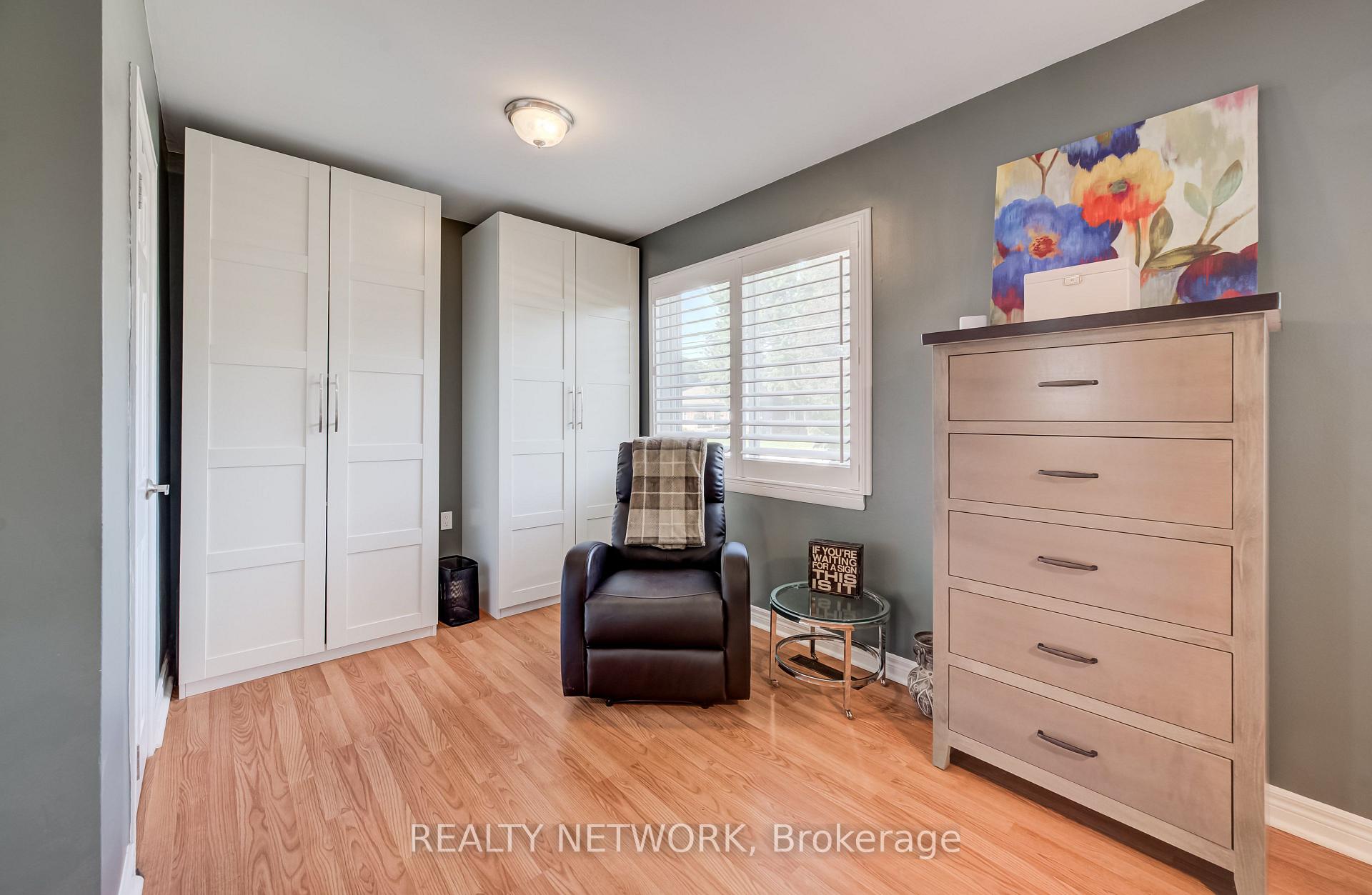 Photo 19 of 21 Loma Drive, Hamilton, Stoney Creek — HOMEH