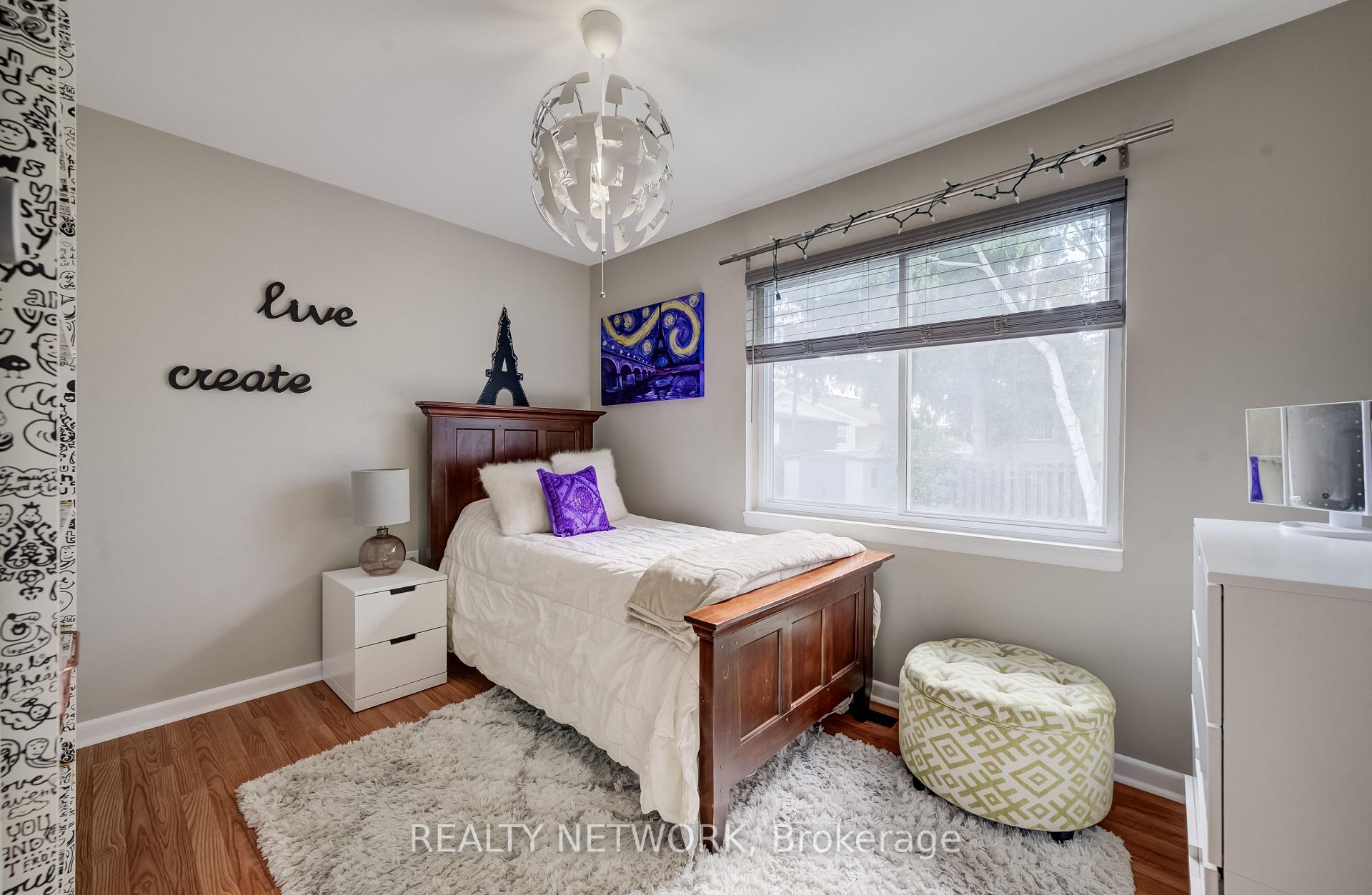 Photo 21 of 21 Loma Drive, Hamilton, Stoney Creek — HOMEH