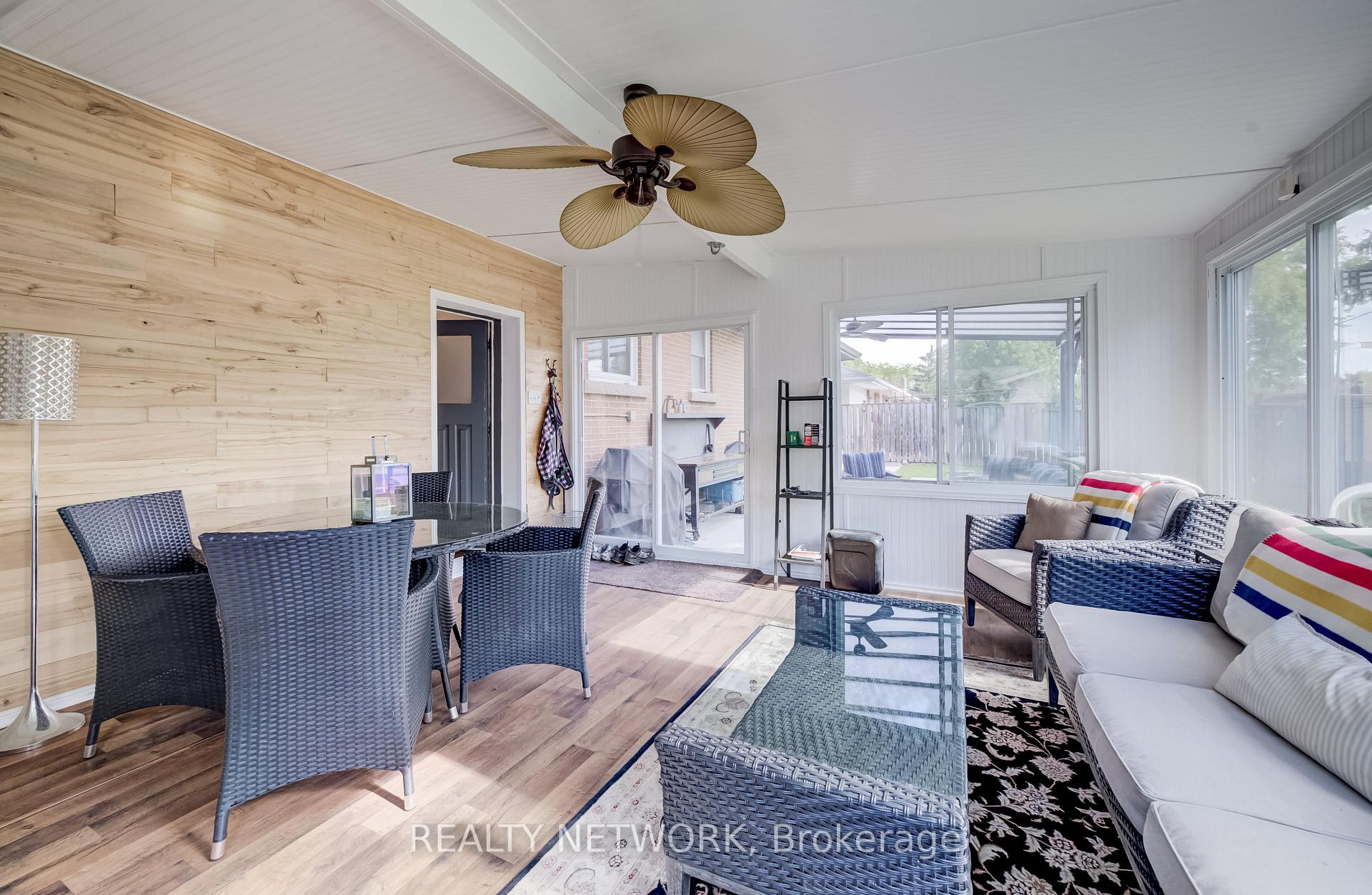 Photo 26 of 21 Loma Drive, Hamilton, Stoney Creek — HOMEH
