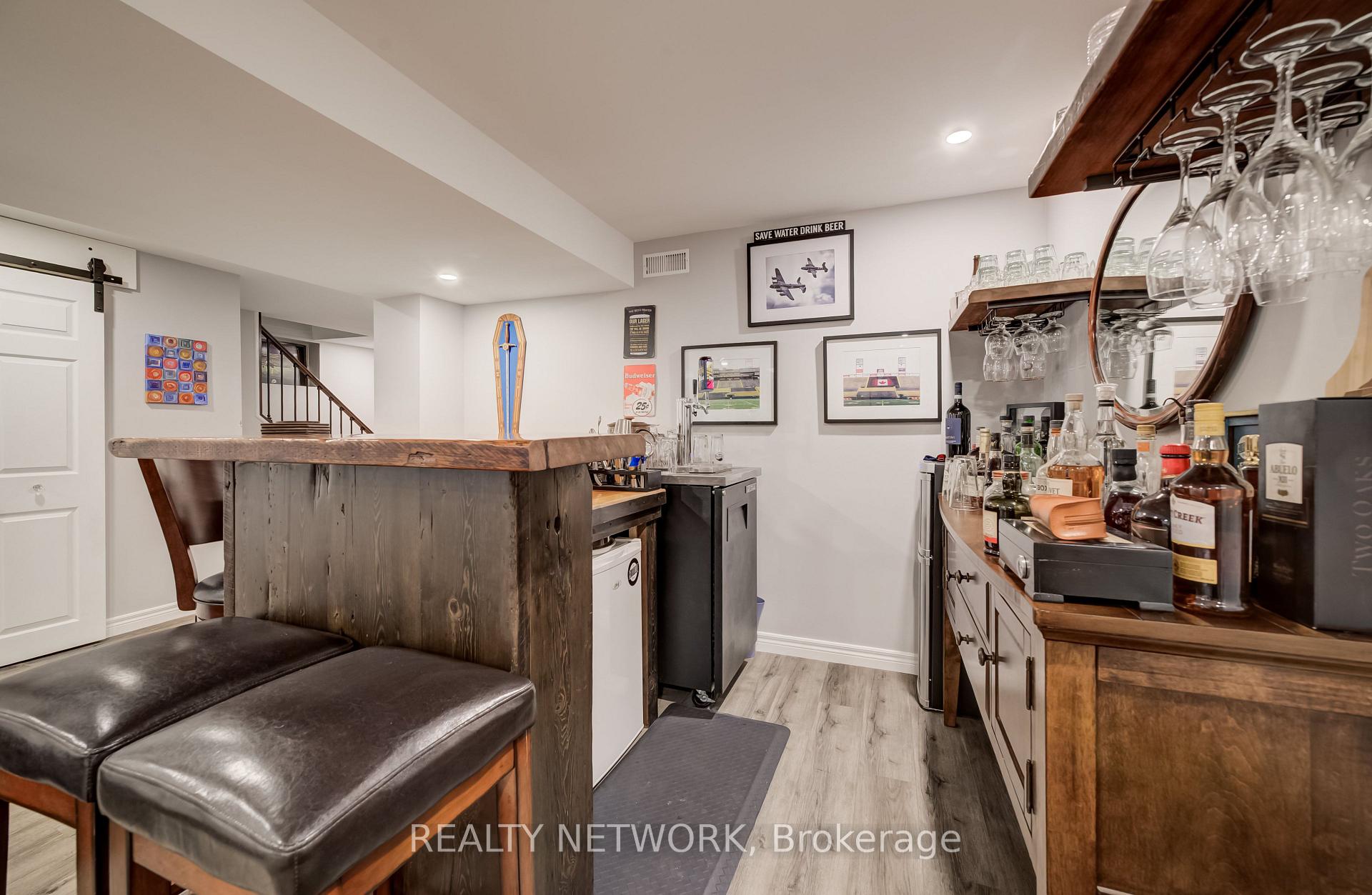 Photo 32 of 21 Loma Drive, Hamilton, Stoney Creek — HOMEH