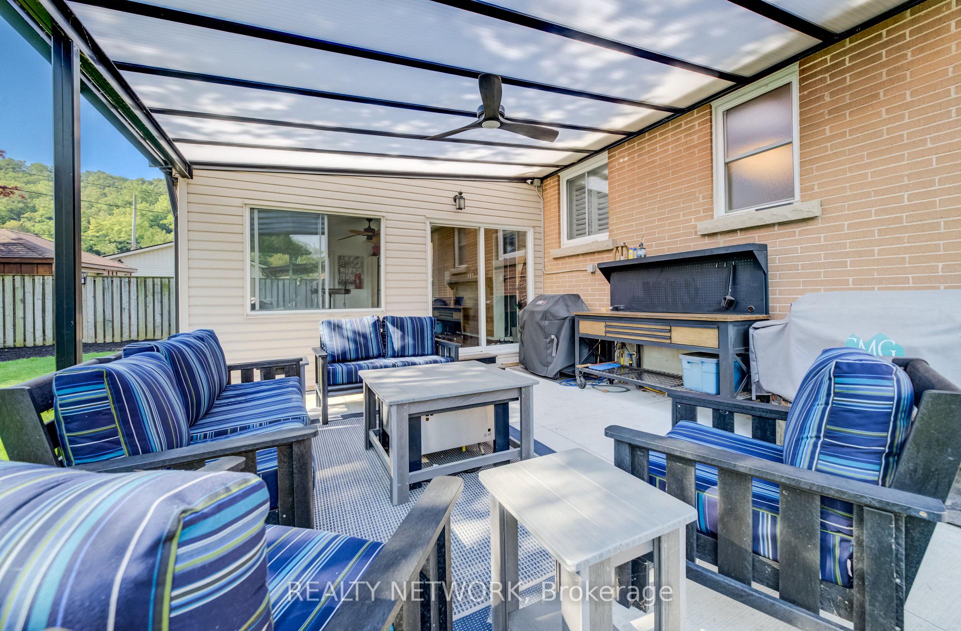 Photo 41 of 21 Loma Drive, Hamilton, Stoney Creek — HOMEH