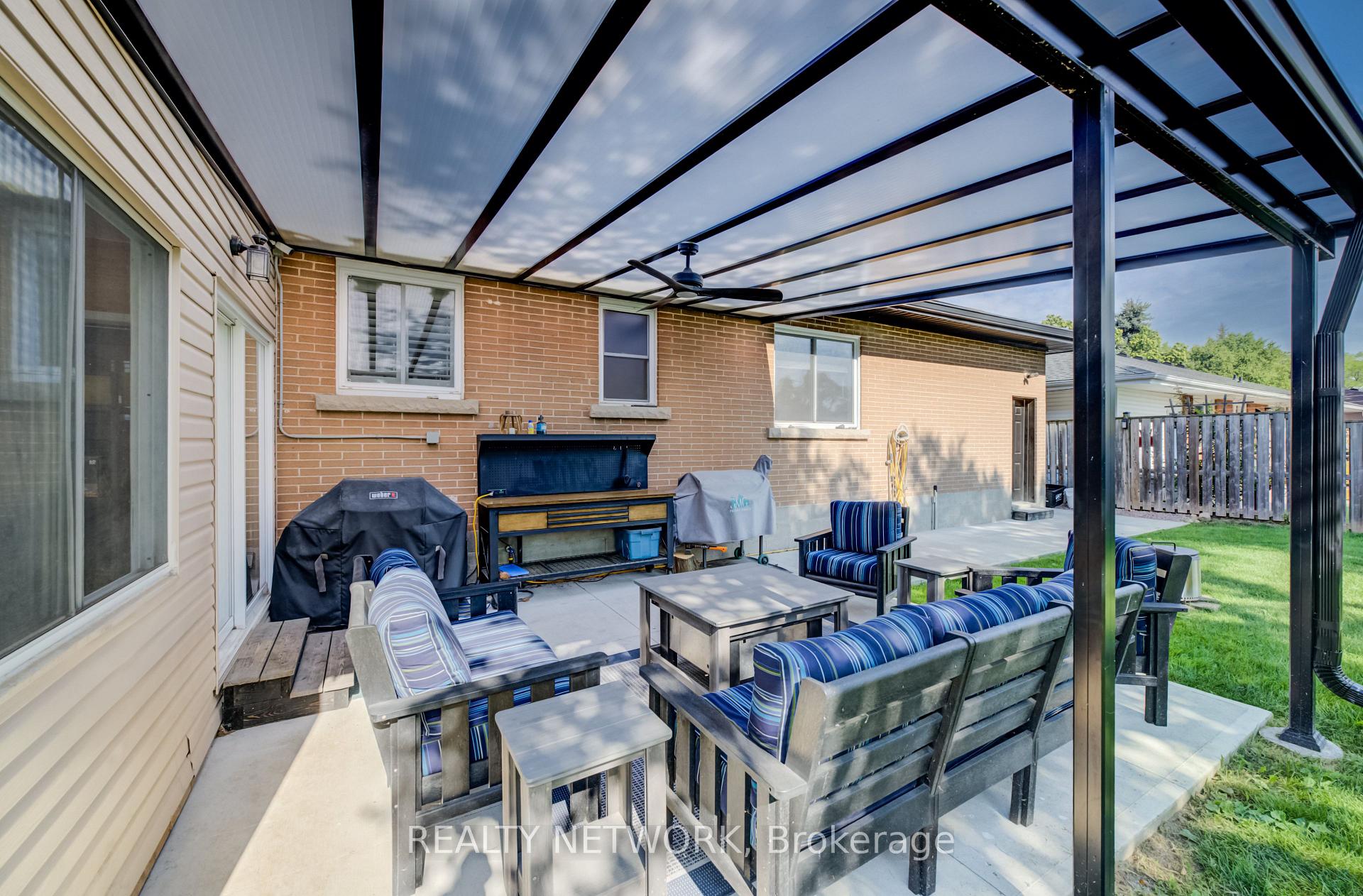 Photo 47 of 21 Loma Drive, Hamilton, Stoney Creek — HOMEH