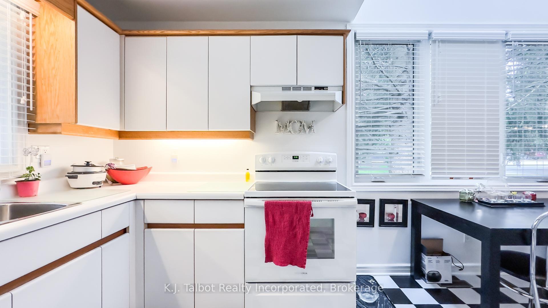 Photo 24 of 76582 Jowett's Grove Road, Bluewater, Bayfield — HOMEH
