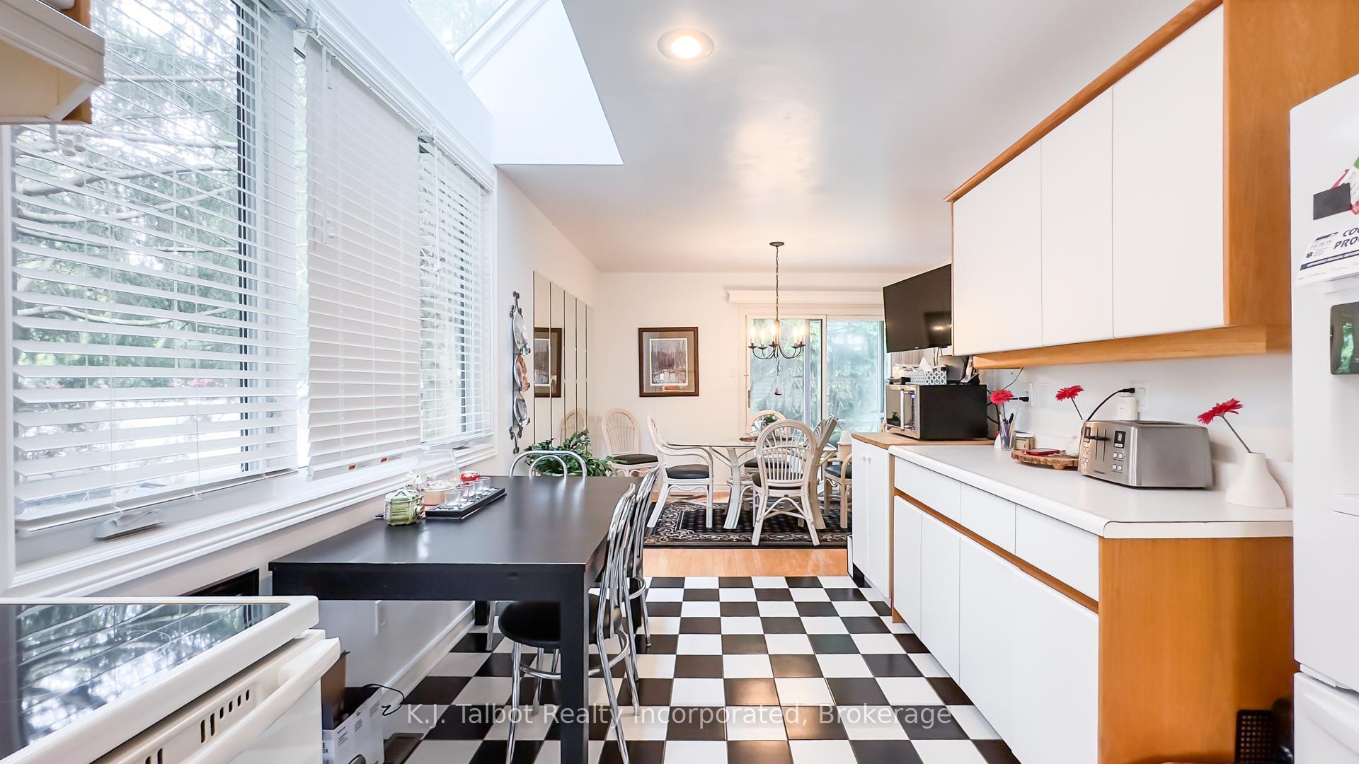 Photo 25 of 76582 Jowett's Grove Road, Bluewater, Bayfield — HOMEH