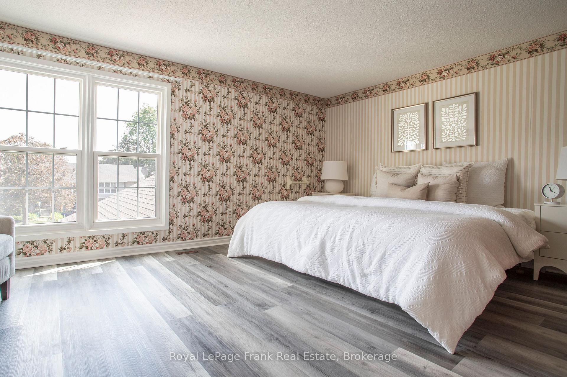 Photo 23 of 1268 Northmount Street, Oshawa, Centennial — HOMEH