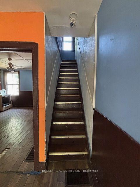 Photo 5 of 117 Wheeler Avenue, Toronto, The Beaches — HOMEH