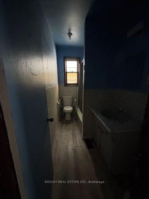 Photo 7 of 117 Wheeler Avenue, Toronto, The Beaches — HOMEH