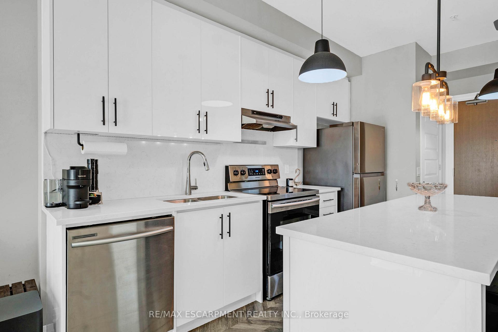 Photo 11 of Unit 101, 1105 Leger Way, Milton, Ford — HOMEH
