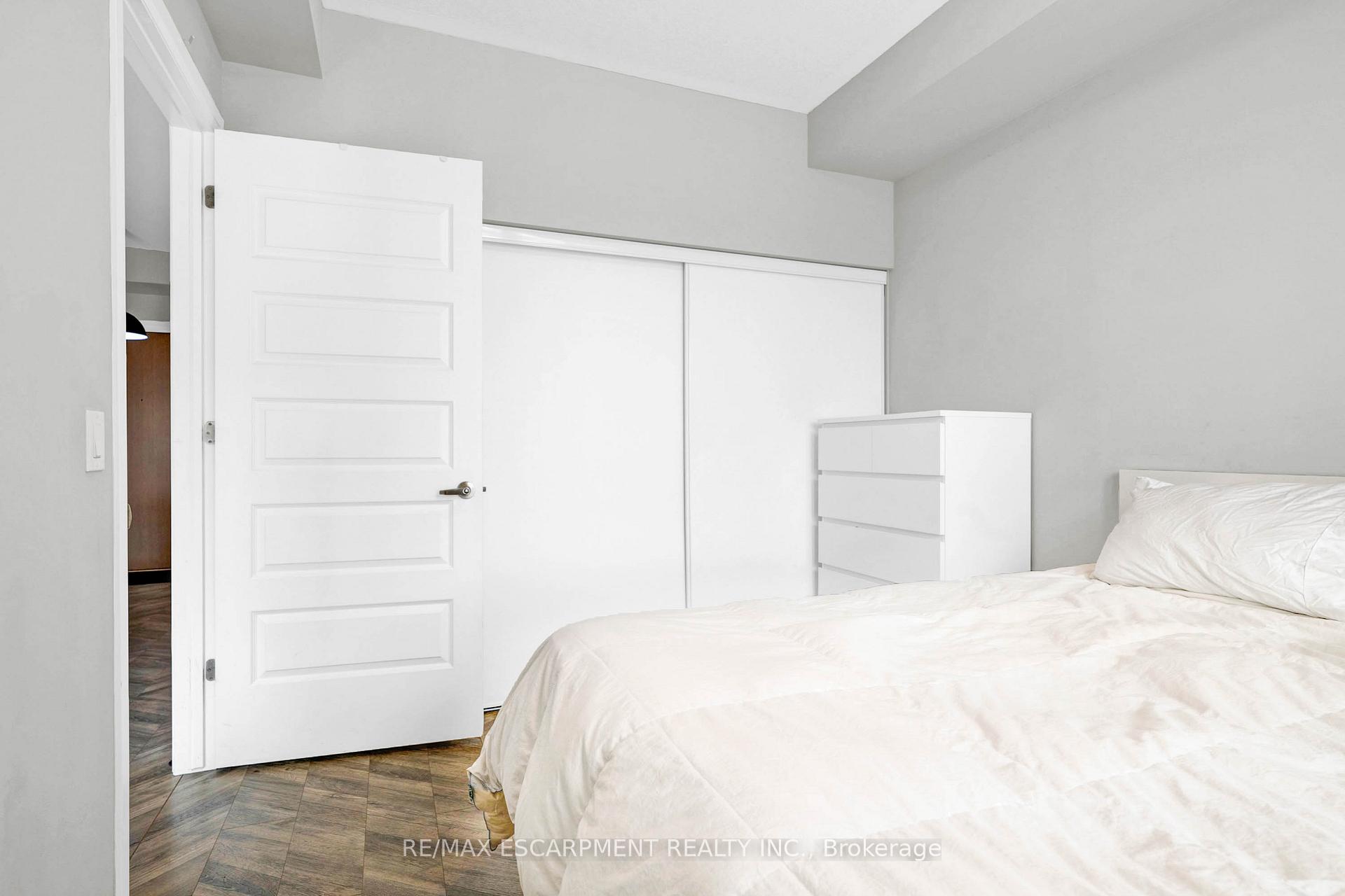 Photo 17 of Unit 101, 1105 Leger Way, Milton, Ford — HOMEH