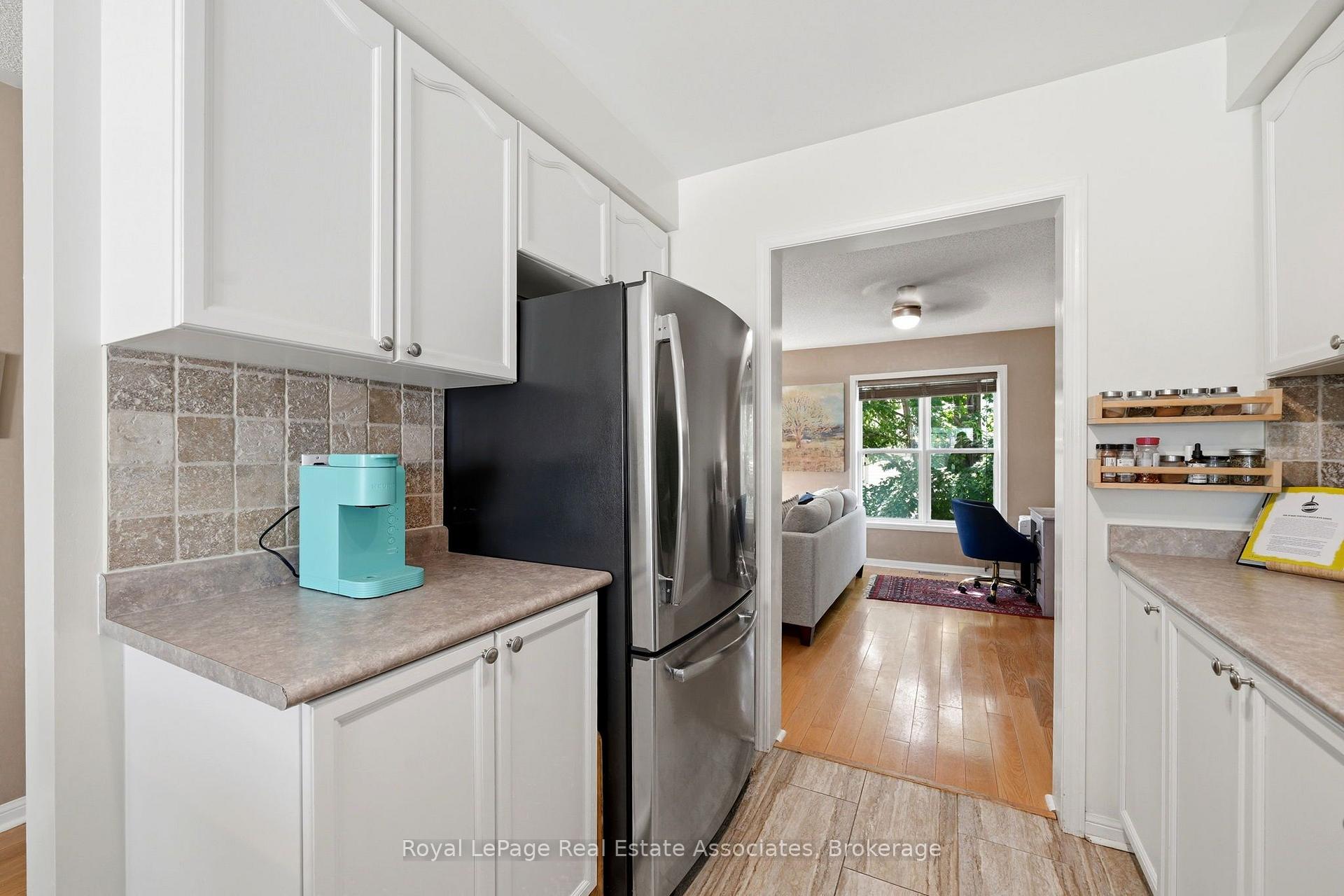 Photo 7 of 25 Seed House Lane, Halton Hills, Georgetown — HOMEH