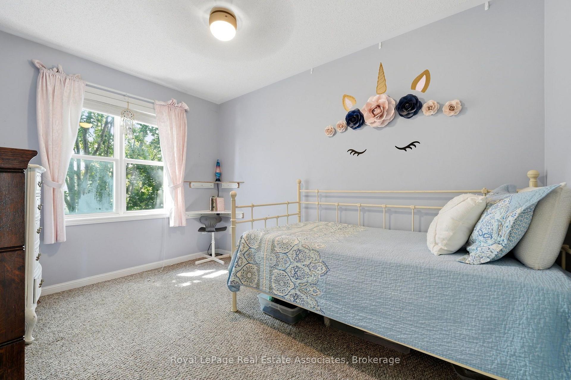 Photo 20 of 25 Seed House Lane, Halton Hills, Georgetown — HOMEH
