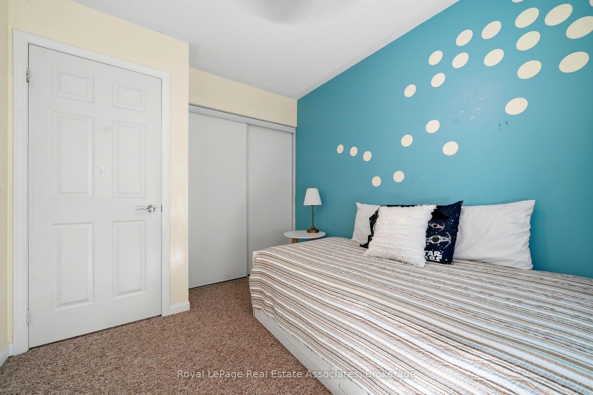 Photo 24 of 25 Seed House Lane, Halton Hills, Georgetown — HOMEH
