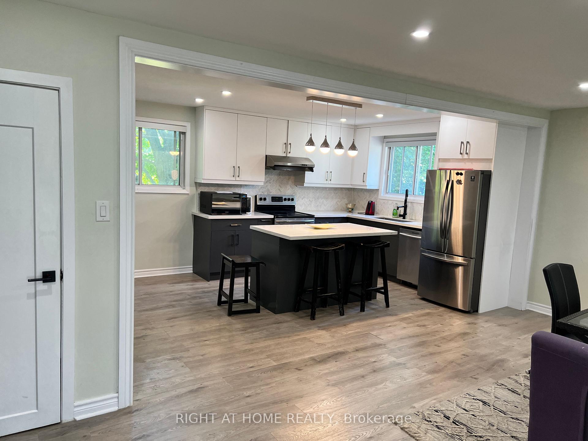 Photo 6 of Unit Upper, 508 Stafford Drive, Oakville, West — HOMEH
