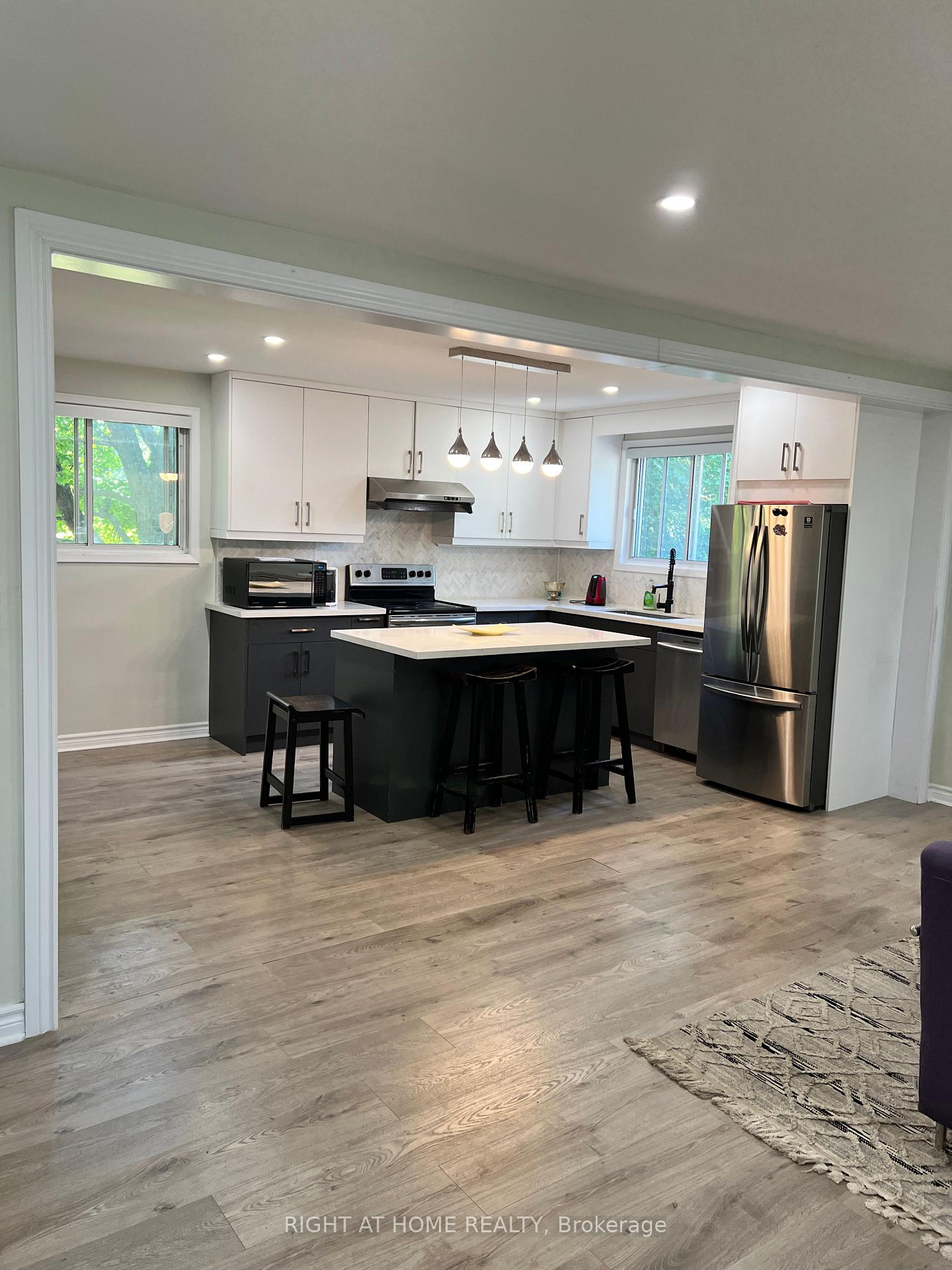 Photo 7 of Unit Upper, 508 Stafford Drive, Oakville, West — HOMEH