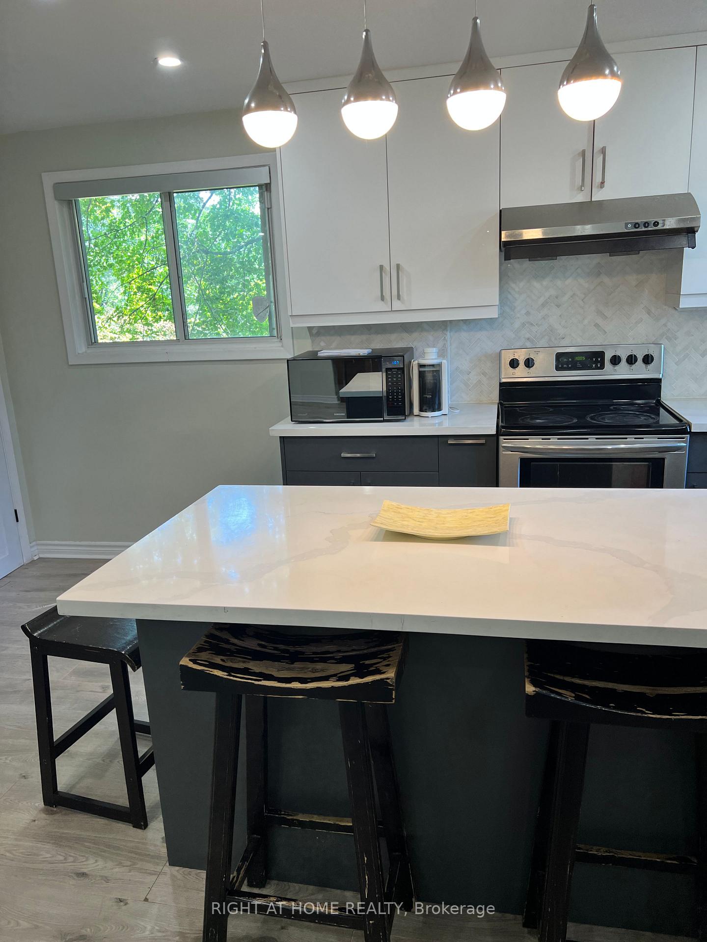 Photo 21 of Unit Upper, 508 Stafford Drive, Oakville, West — HOMEH