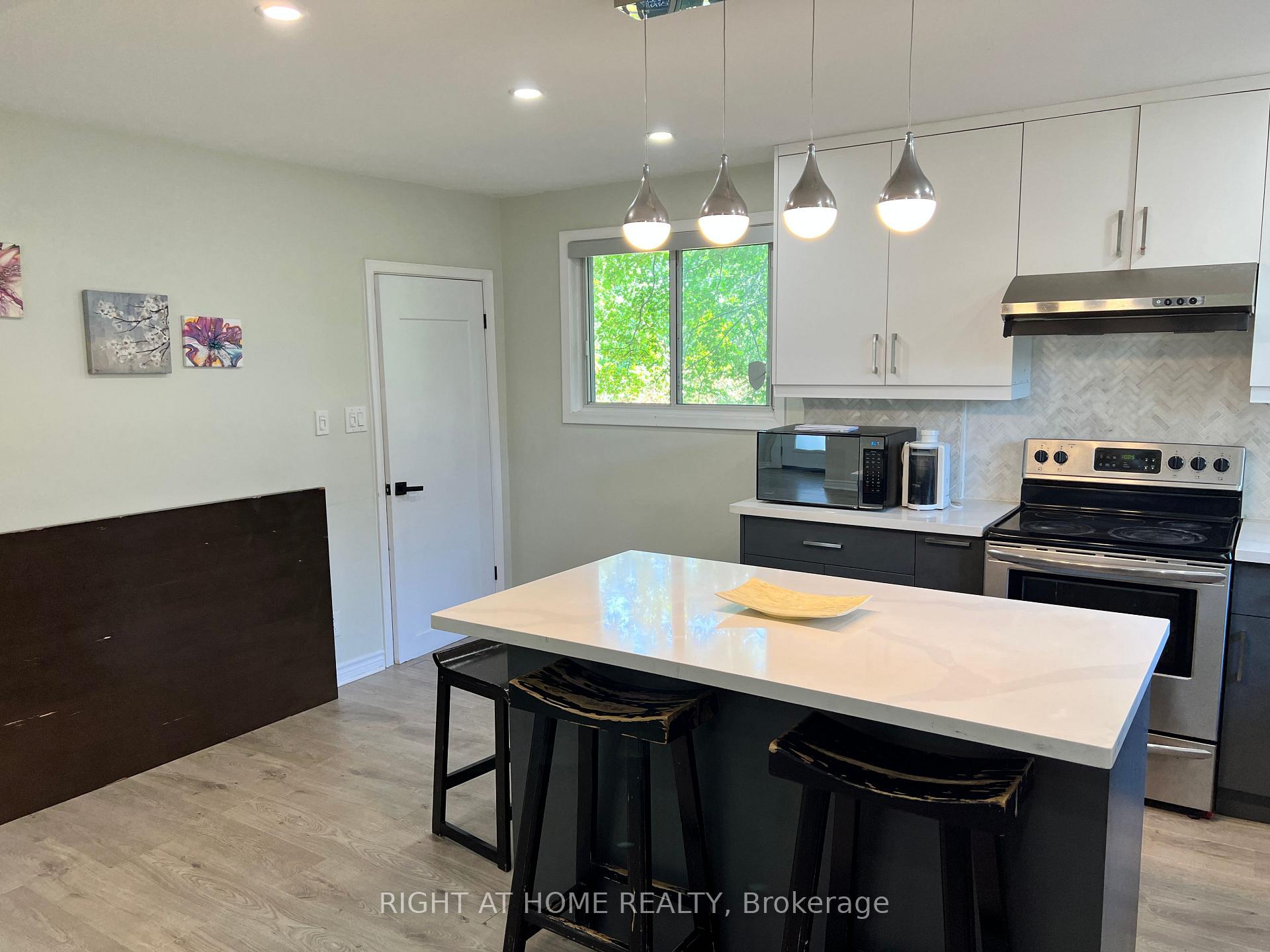 Photo 22 of Unit Upper, 508 Stafford Drive, Oakville, West — HOMEH