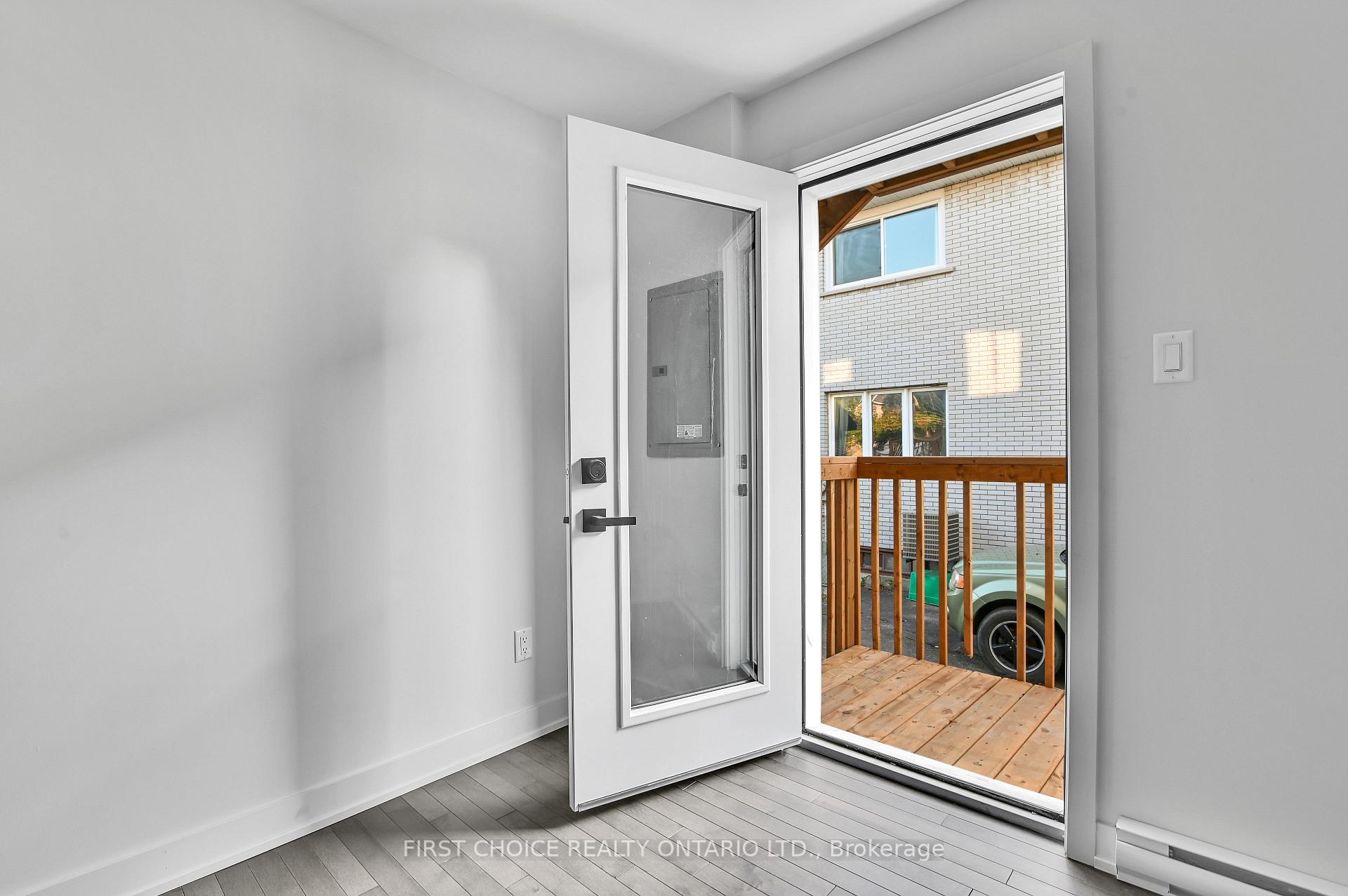 Photo 12 of Unit 1, 972 Dynes Road, Ottawa, Carleton Square — HOMEH