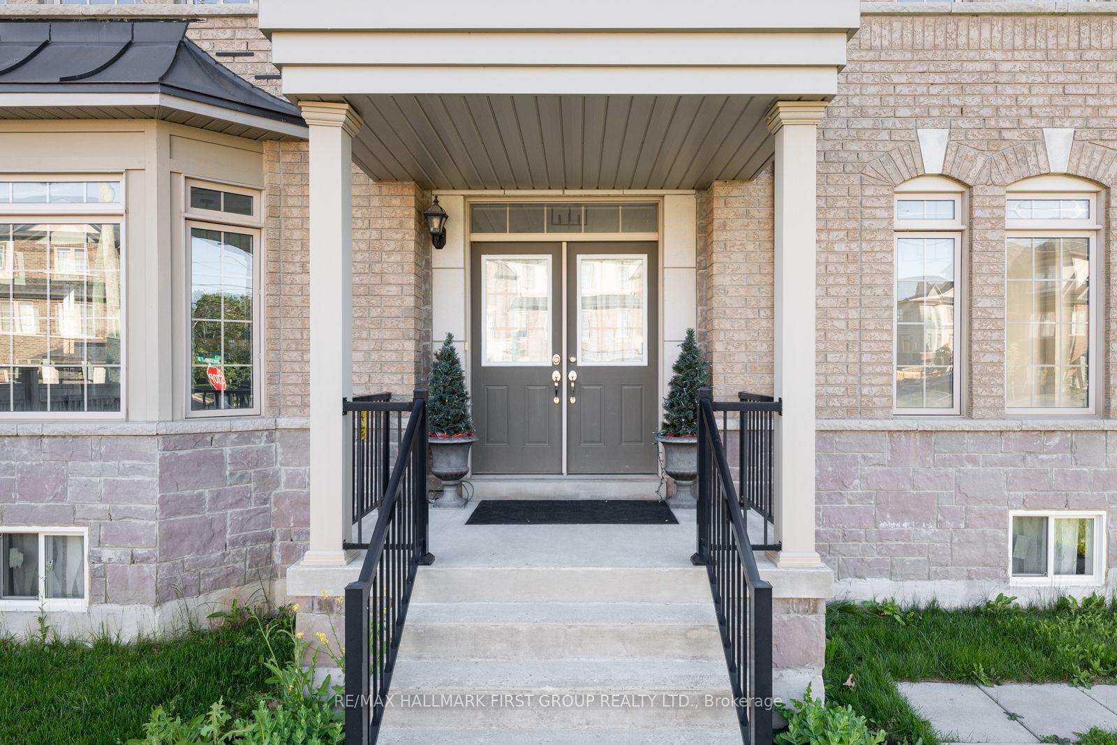 Photo 5 of 1 Cale Avenue, Clarington, Courtice — HOMEH