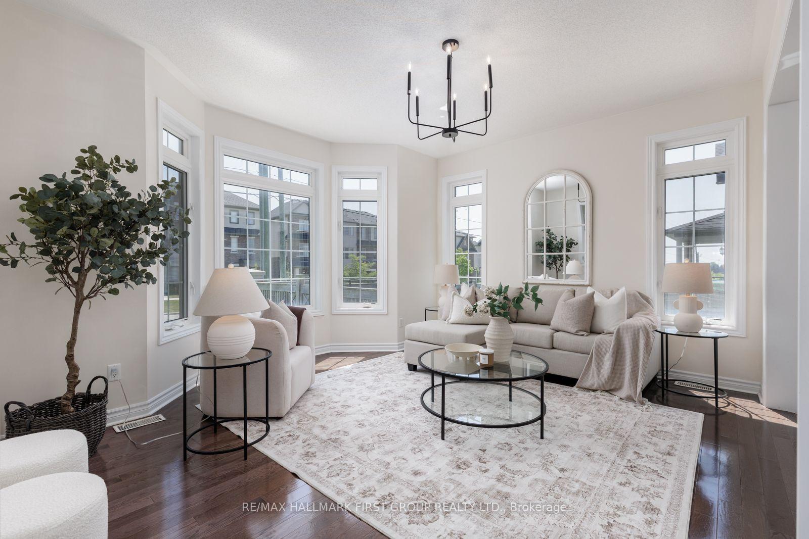 Photo 12 of 1 Cale Avenue, Clarington, Courtice — HOMEH