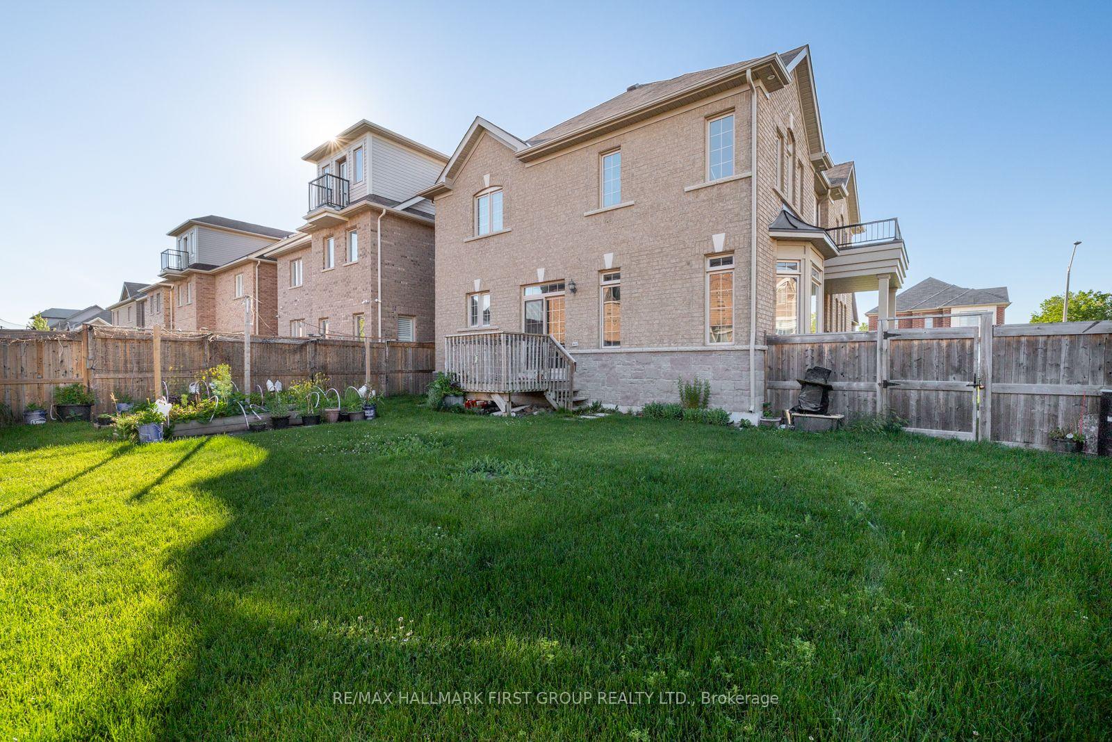 Photo 39 of 1 Cale Avenue, Clarington, Courtice — HOMEH