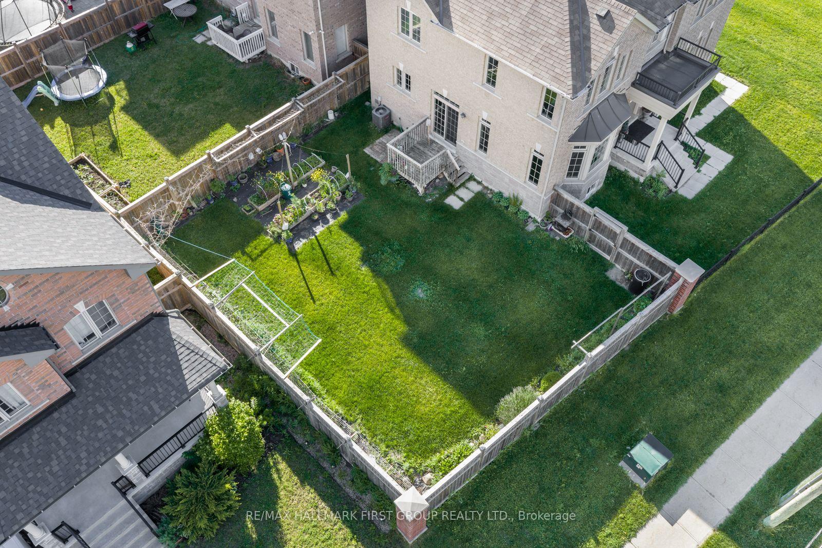 Photo 40 of 1 Cale Avenue, Clarington, Courtice — HOMEH