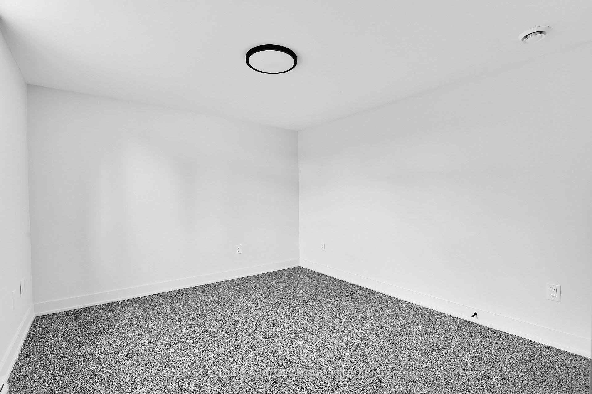 Photo 18 of Unit 2, 972 Dynes Road, Ottawa, Carleton Square — HOMEH