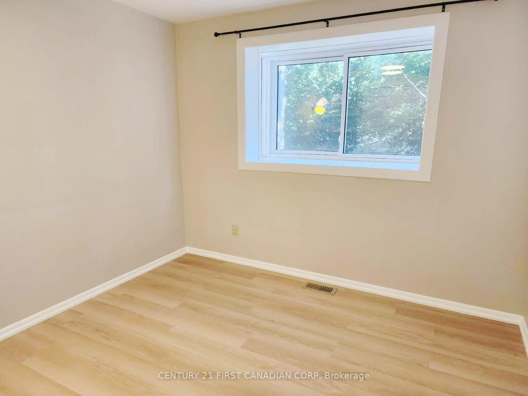 Photo 14 of Unit Upper Level, 711 Algoma Avenue, London, North H — HOMEH