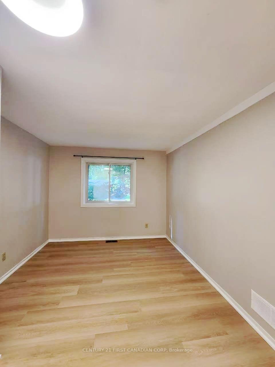 Photo 17 of Unit Upper Level, 711 Algoma Avenue, London, North H — HOMEH
