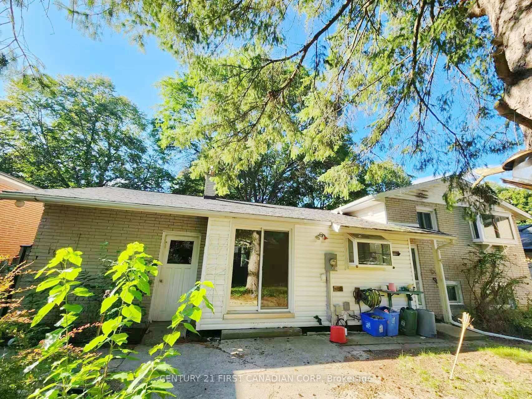 Photo 25 of Unit Upper Level, 711 Algoma Avenue, London, North H — HOMEH