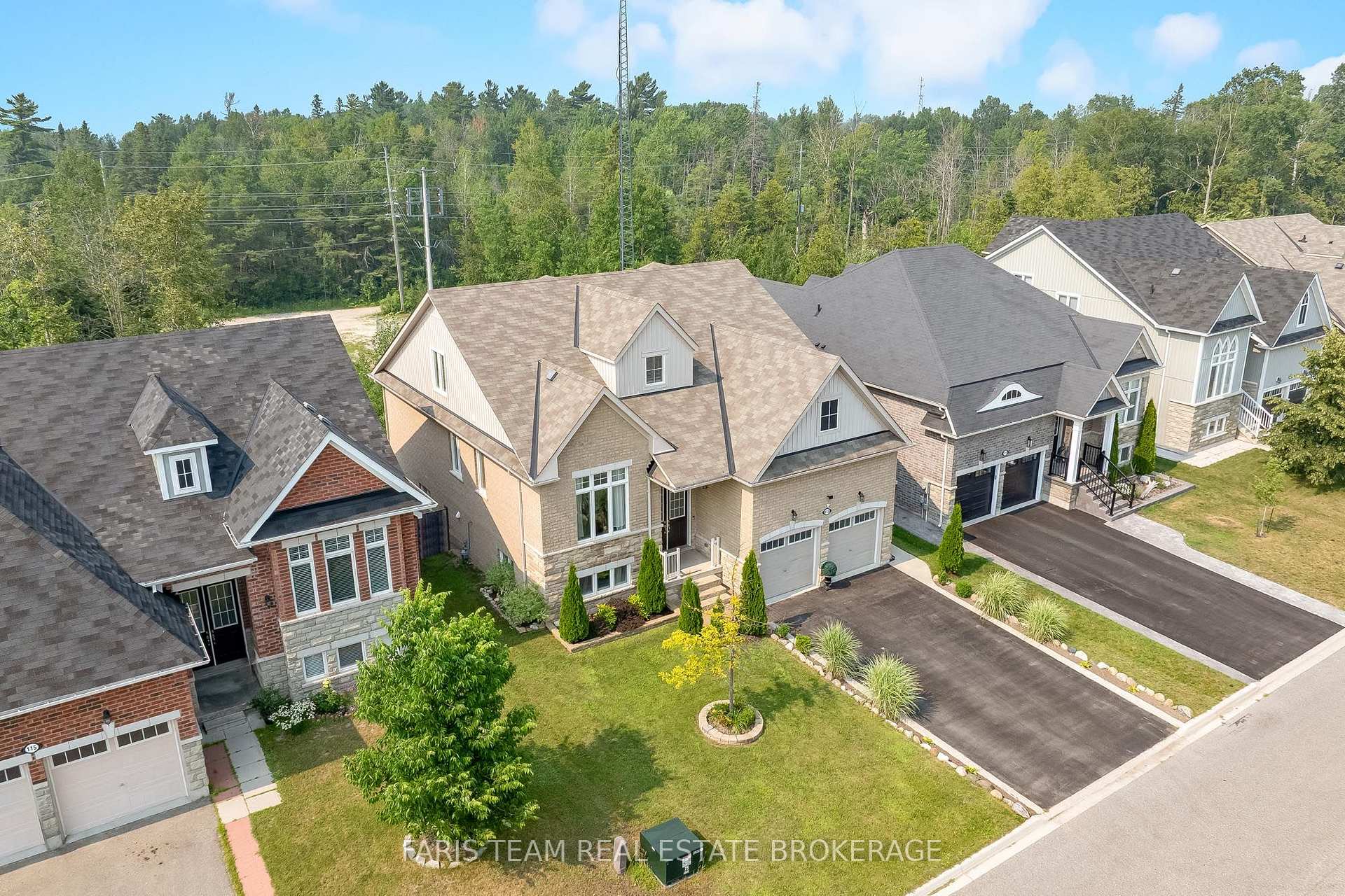 Photo 5 of 113 Allegra Drive, Wasaga Beach — HOMEH