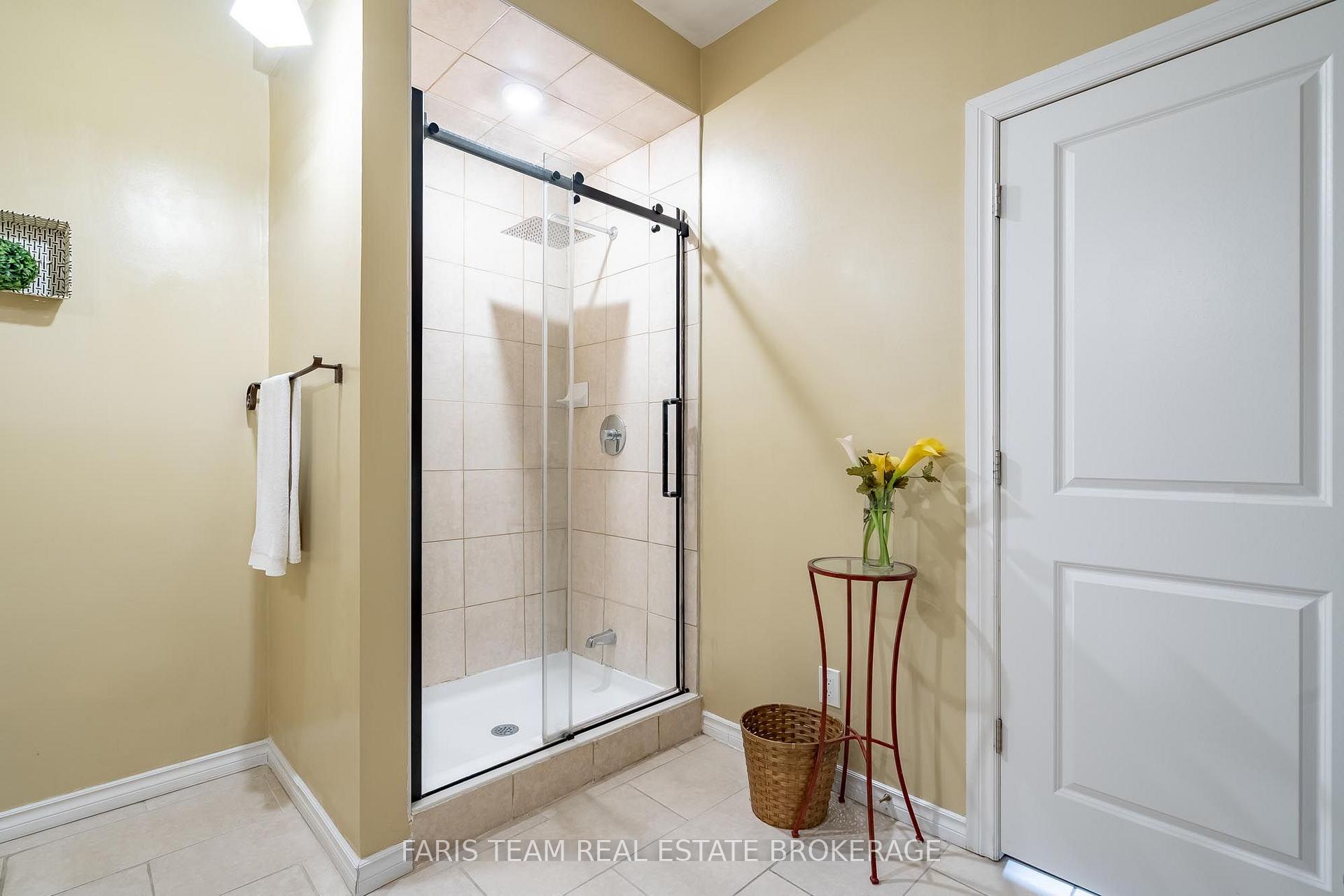 Photo 65 of 113 Allegra Drive, Wasaga Beach — HOMEH