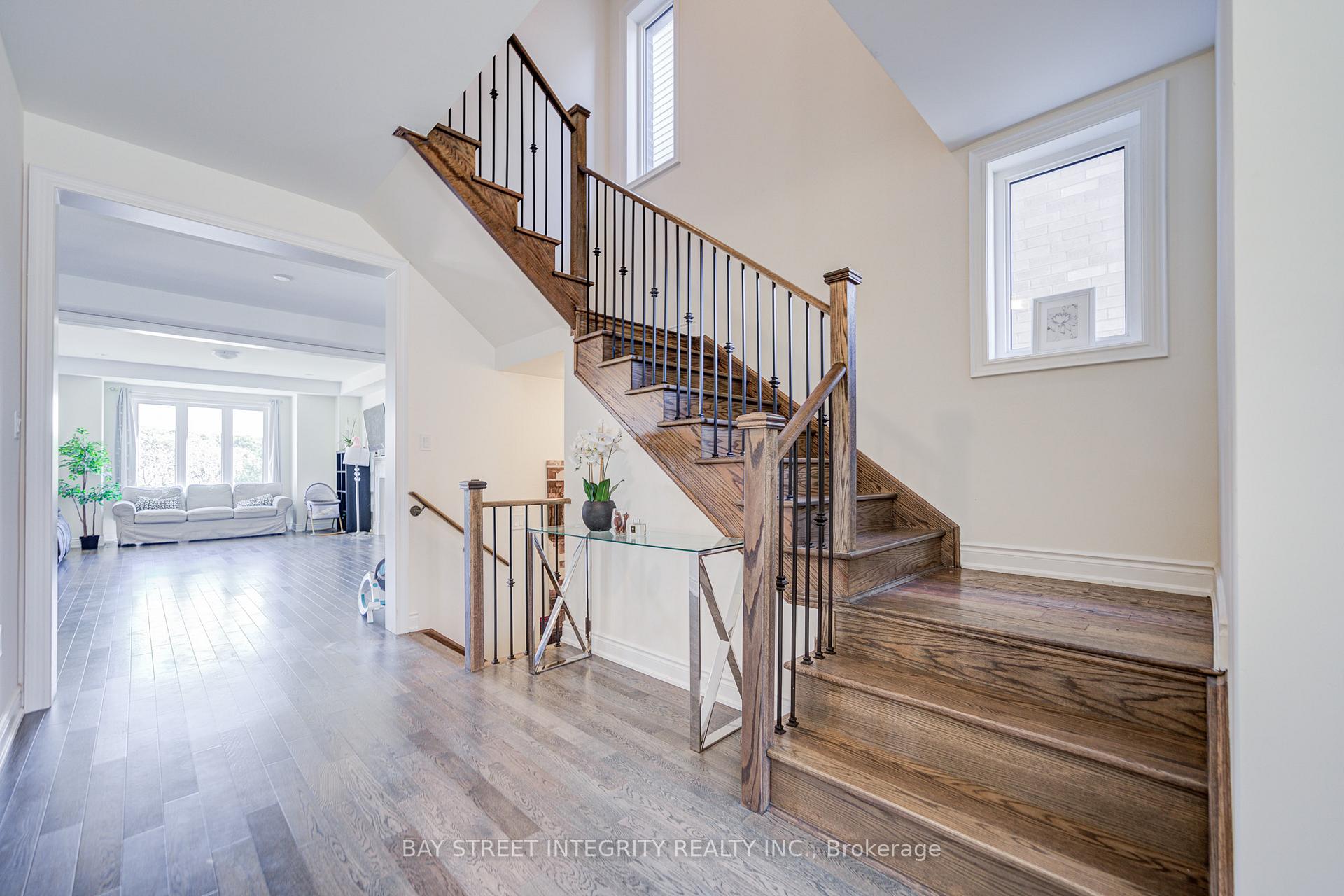 Photo 19 of 41 Kenneth Rogers Crescent, East Gwillimbury, Queensville — HOMEH