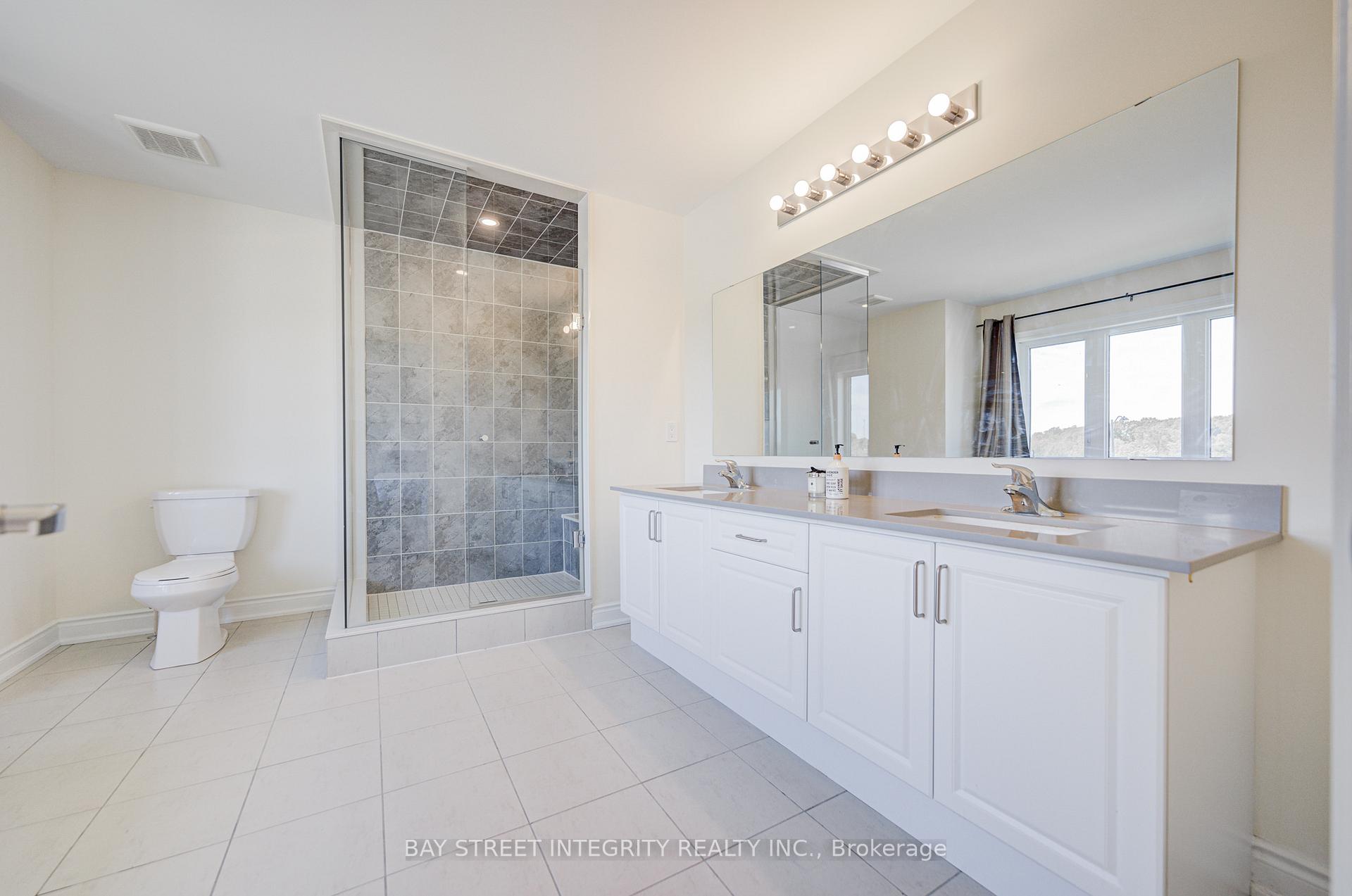 Photo 25 of 41 Kenneth Rogers Crescent, East Gwillimbury, Queensville — HOMEH