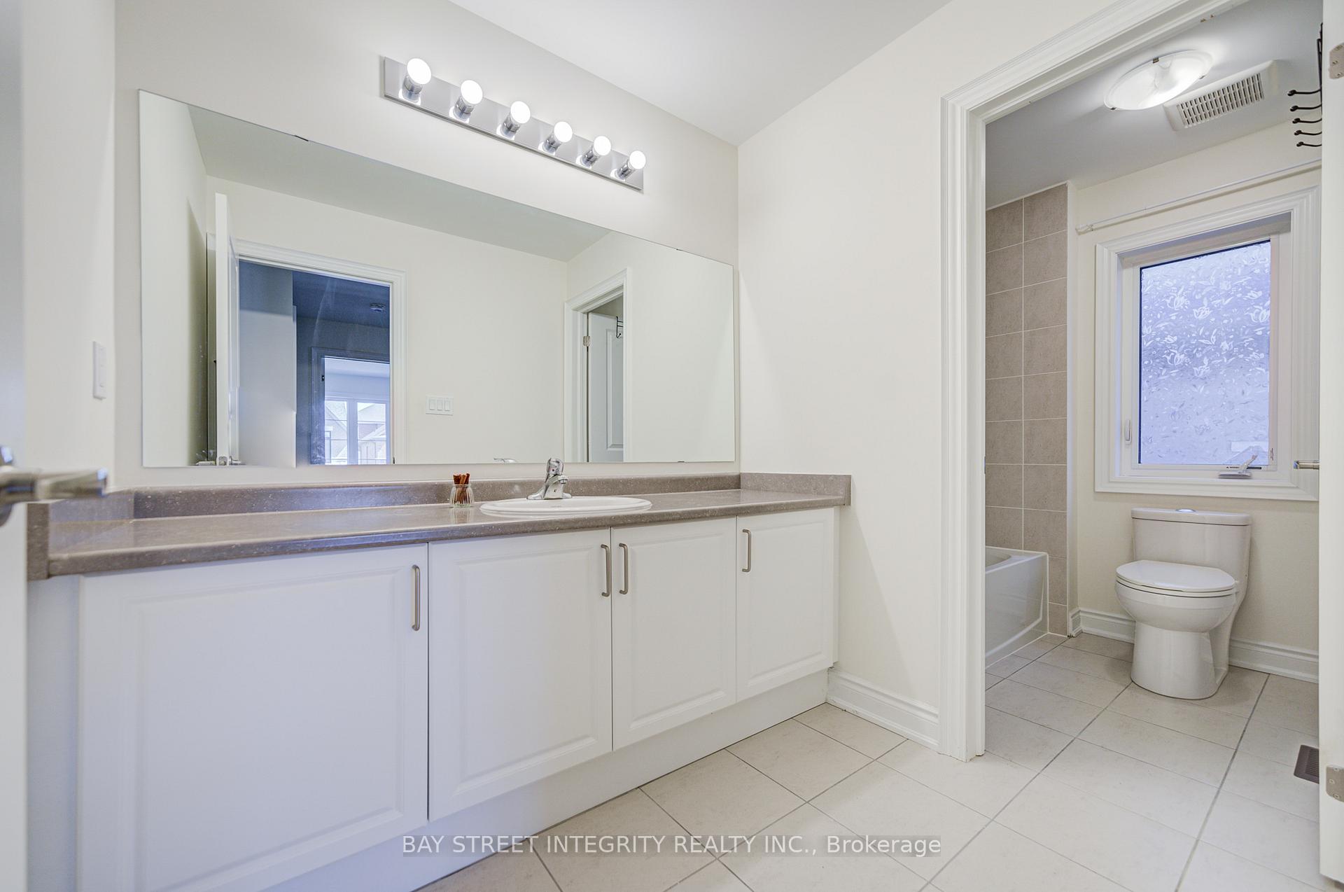 Photo 29 of 41 Kenneth Rogers Crescent, East Gwillimbury, Queensville — HOMEH
