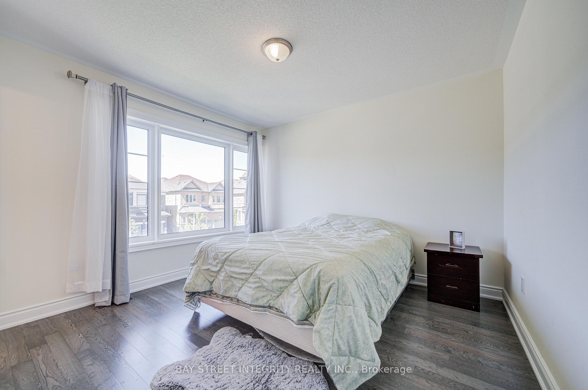 Photo 31 of 41 Kenneth Rogers Crescent, East Gwillimbury, Queensville — HOMEH