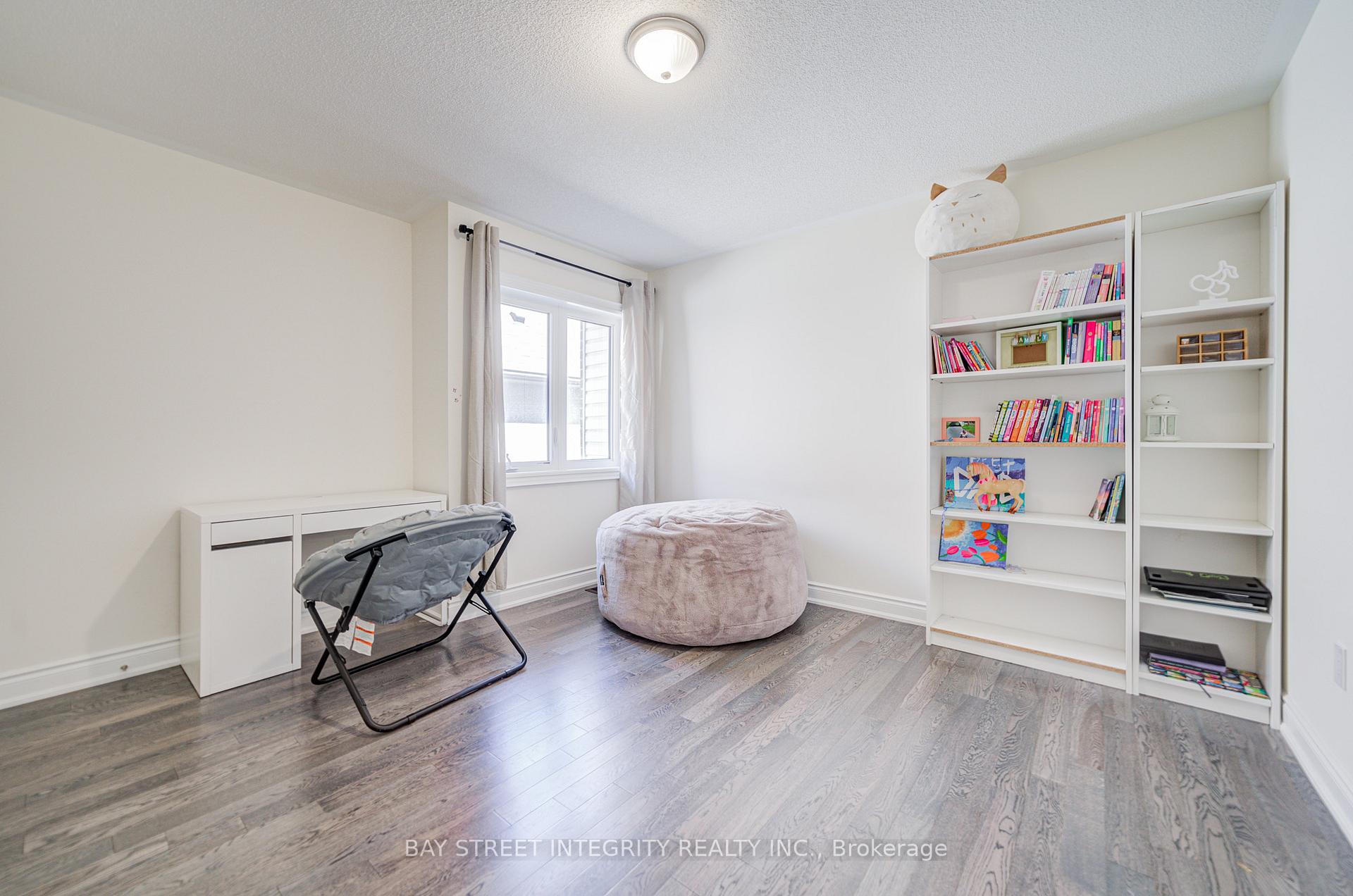 Photo 34 of 41 Kenneth Rogers Crescent, East Gwillimbury, Queensville — HOMEH