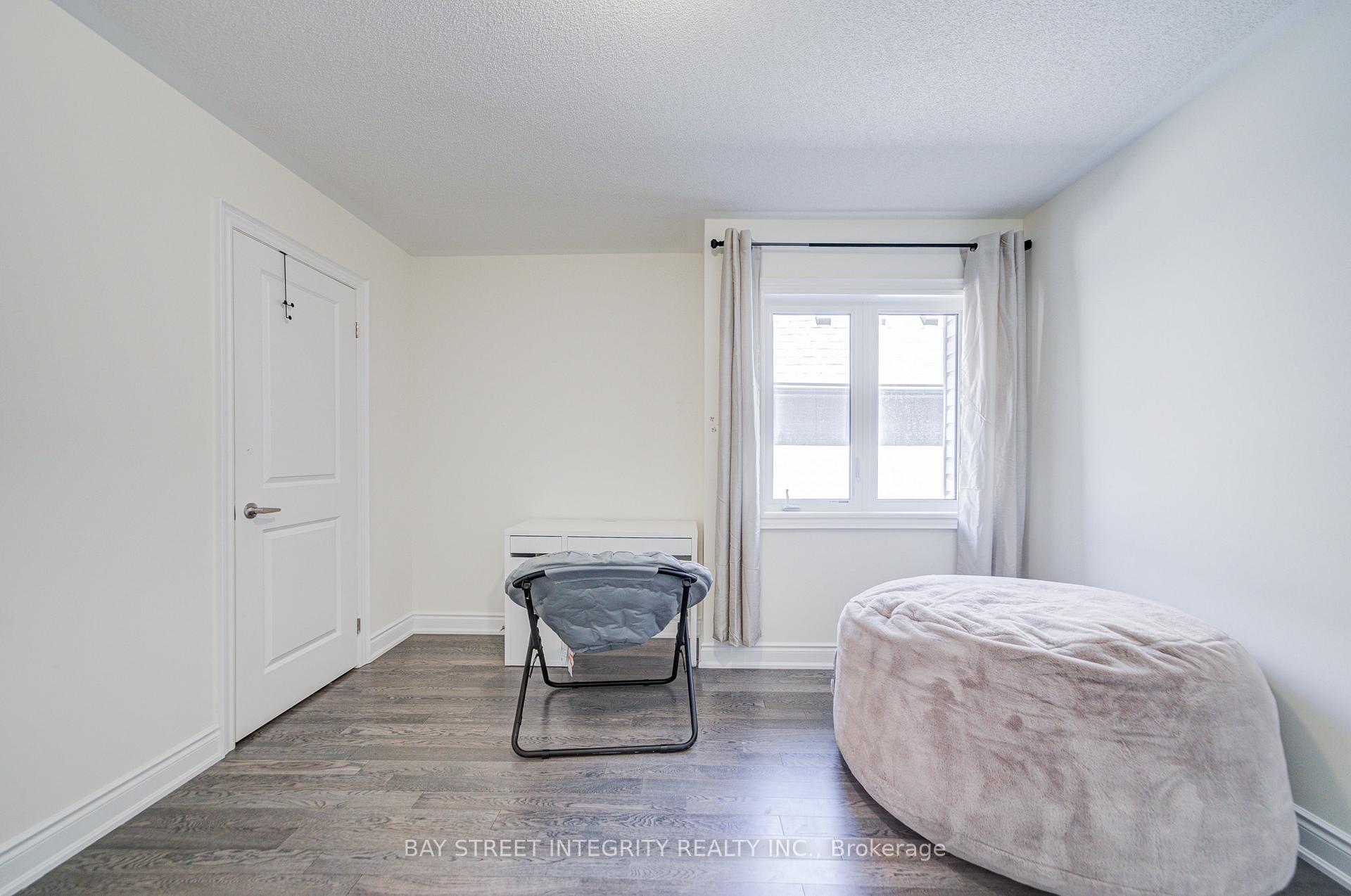 Photo 35 of 41 Kenneth Rogers Crescent, East Gwillimbury, Queensville — HOMEH
