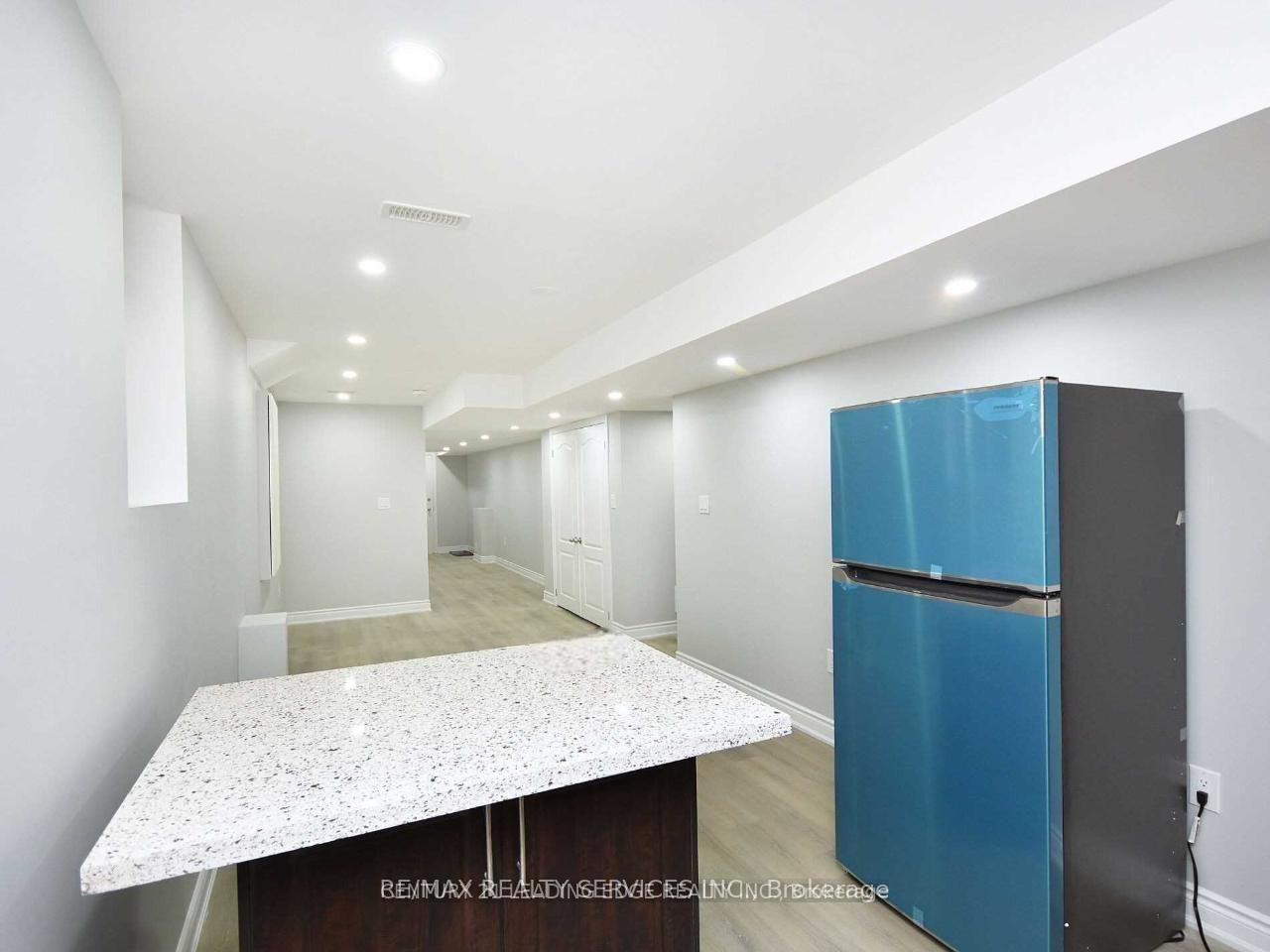 Photo 5 of 13 Frampton Road, Brampton, Northwest Brampton — HOMEH