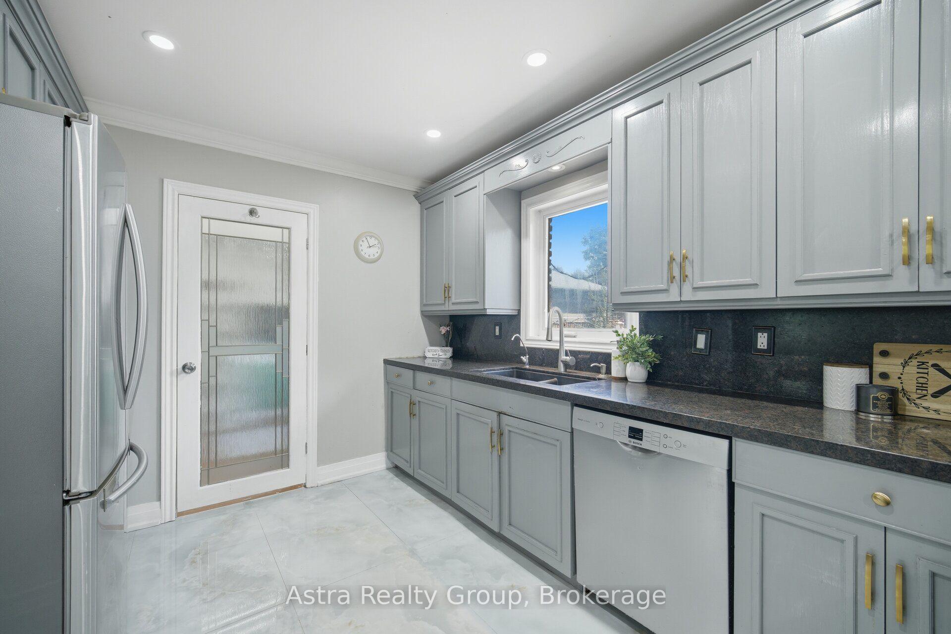 Photo 14 of 4269 Lloydtown/Aurora Road, King, Pottageville — HOMEH