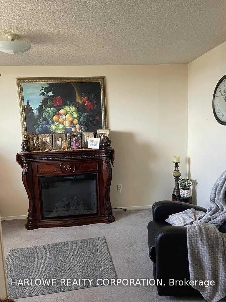 Photo 6 of Unit 1509, 90 Ling Road, Scarborough, West Hill — HOMEH