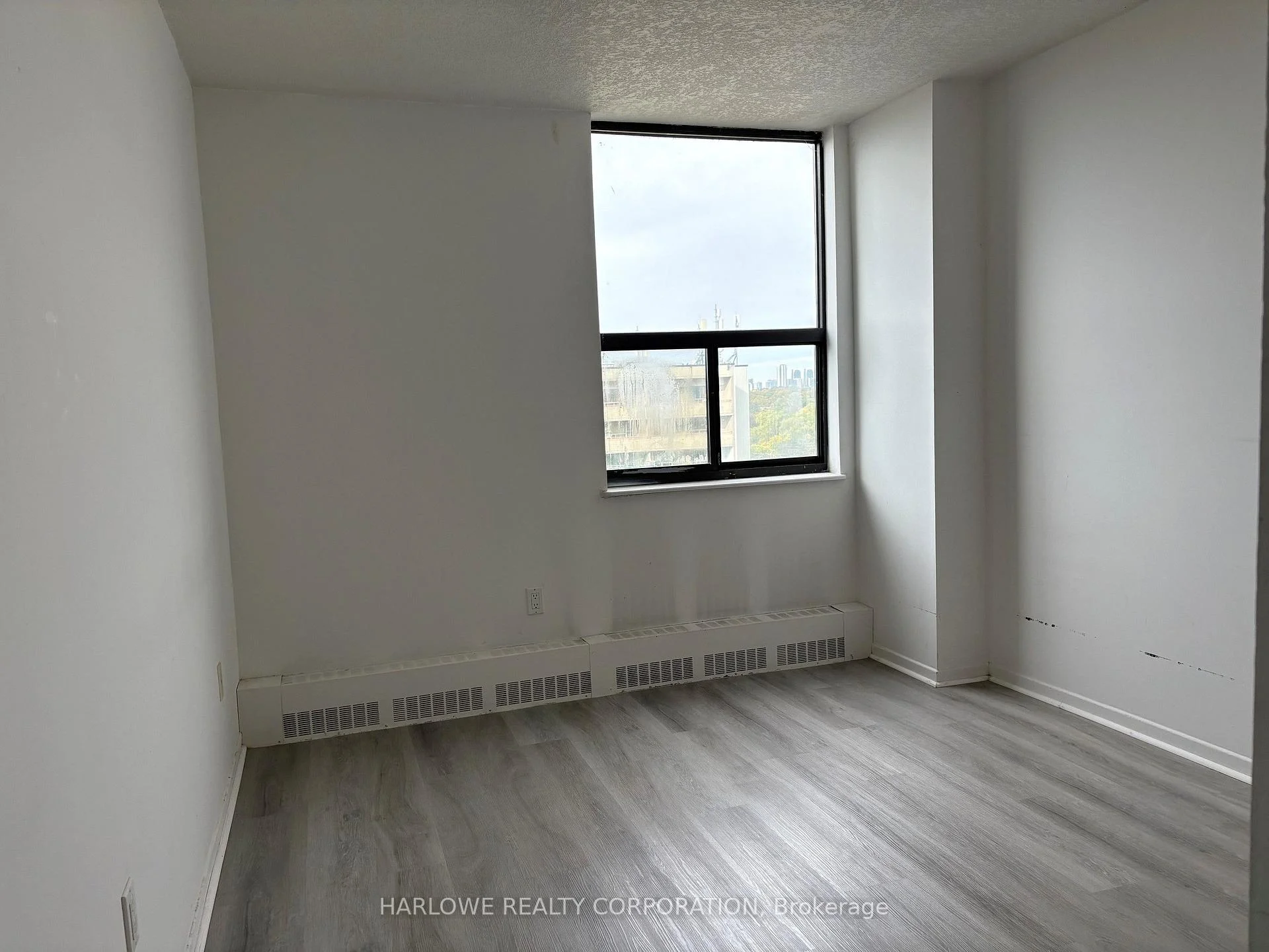 Photo 13 of Unit 1509, 90 Ling Road, Scarborough, West Hill — HOMEH