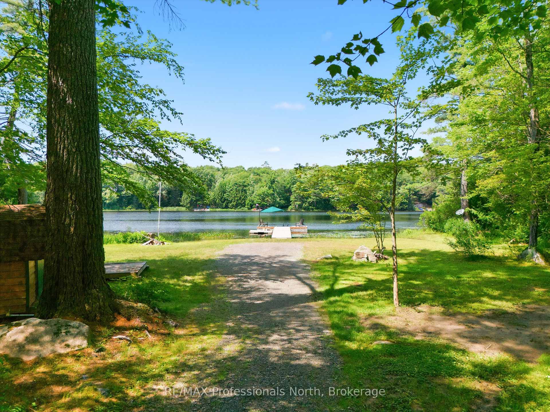 Photo 11 of 1698 Bird Lake Road, Bracebridge — HOMEH