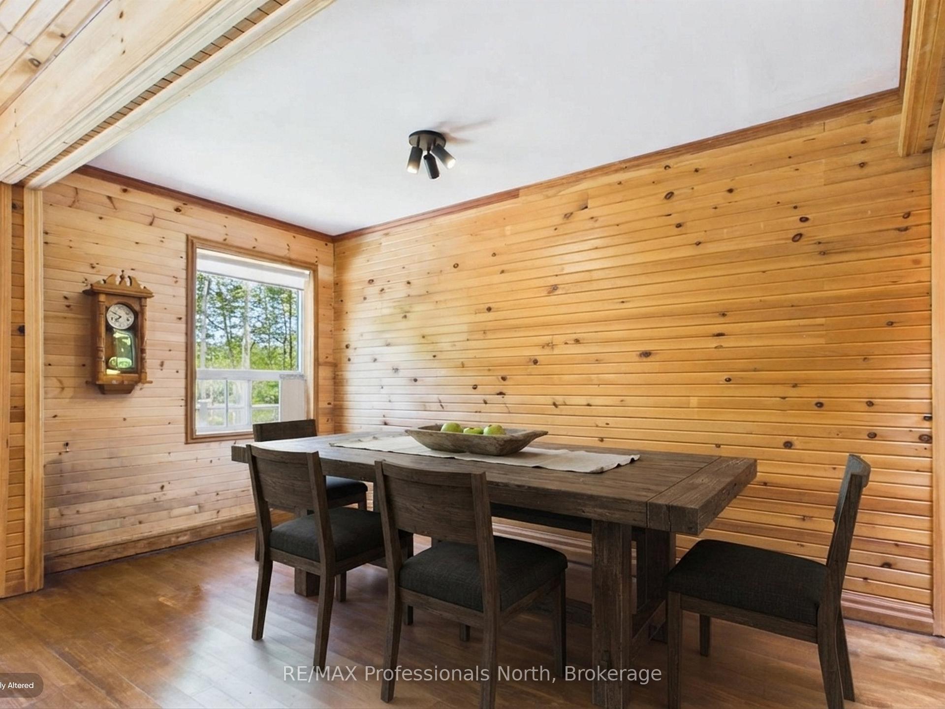 Photo 21 of 1698 Bird Lake Road, Bracebridge — HOMEH
