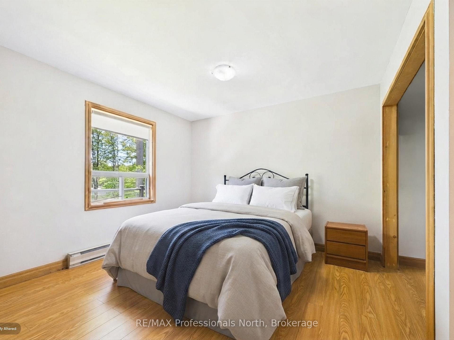 Photo 24 of 1698 Bird Lake Road, Bracebridge — HOMEH