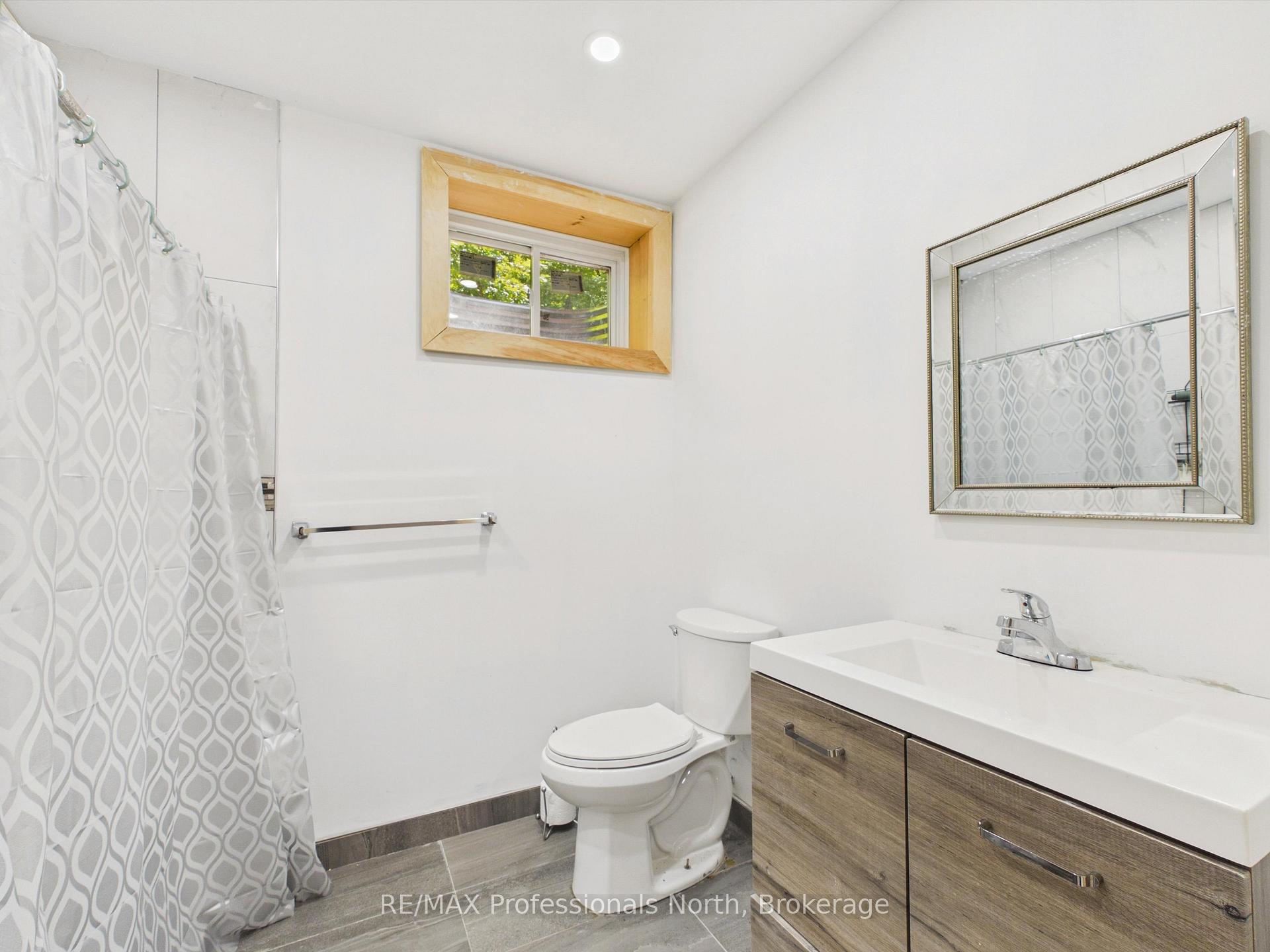 Photo 30 of 1698 Bird Lake Road, Bracebridge — HOMEH