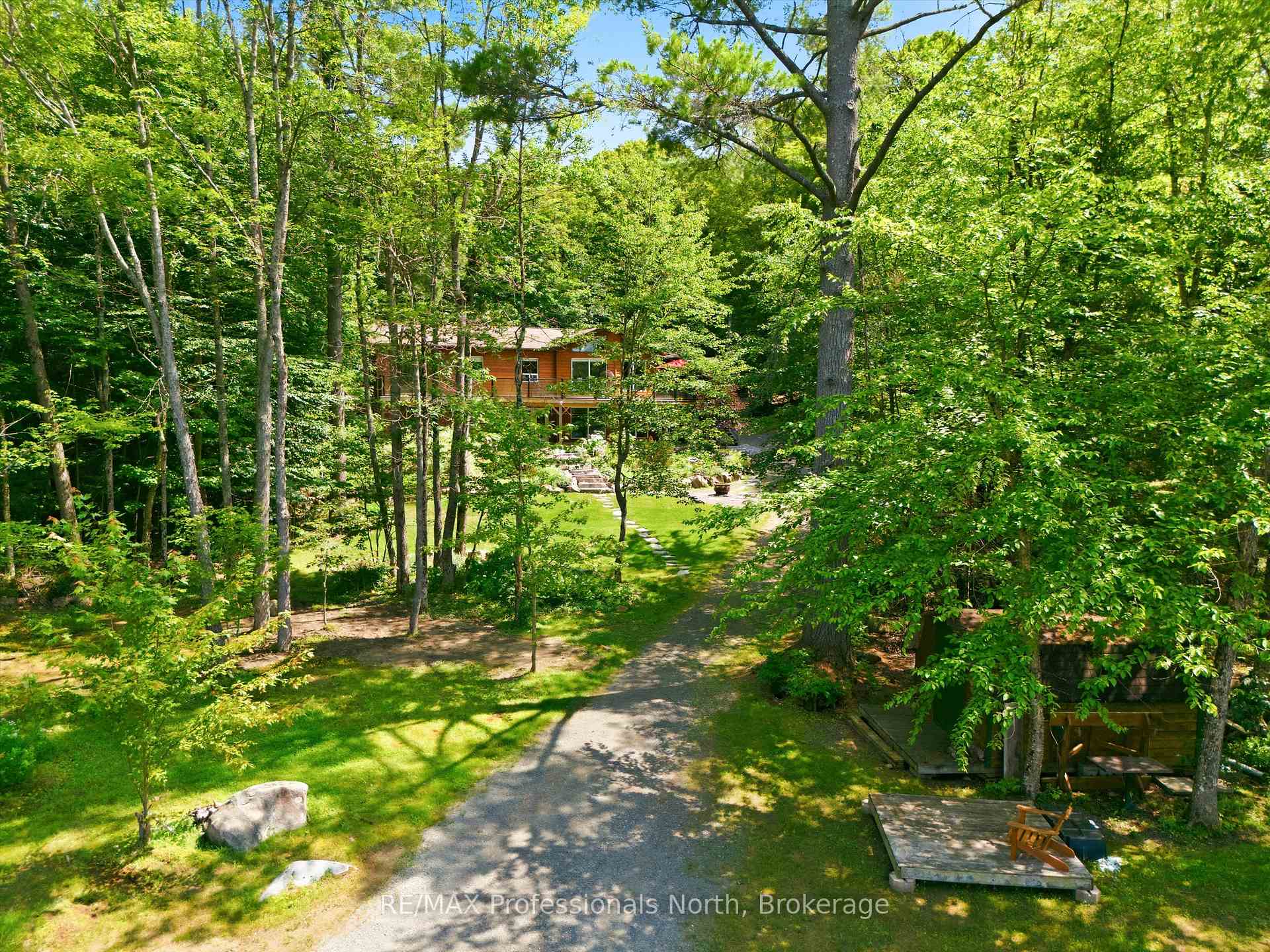 Photo 32 of 1698 Bird Lake Road, Bracebridge — HOMEH