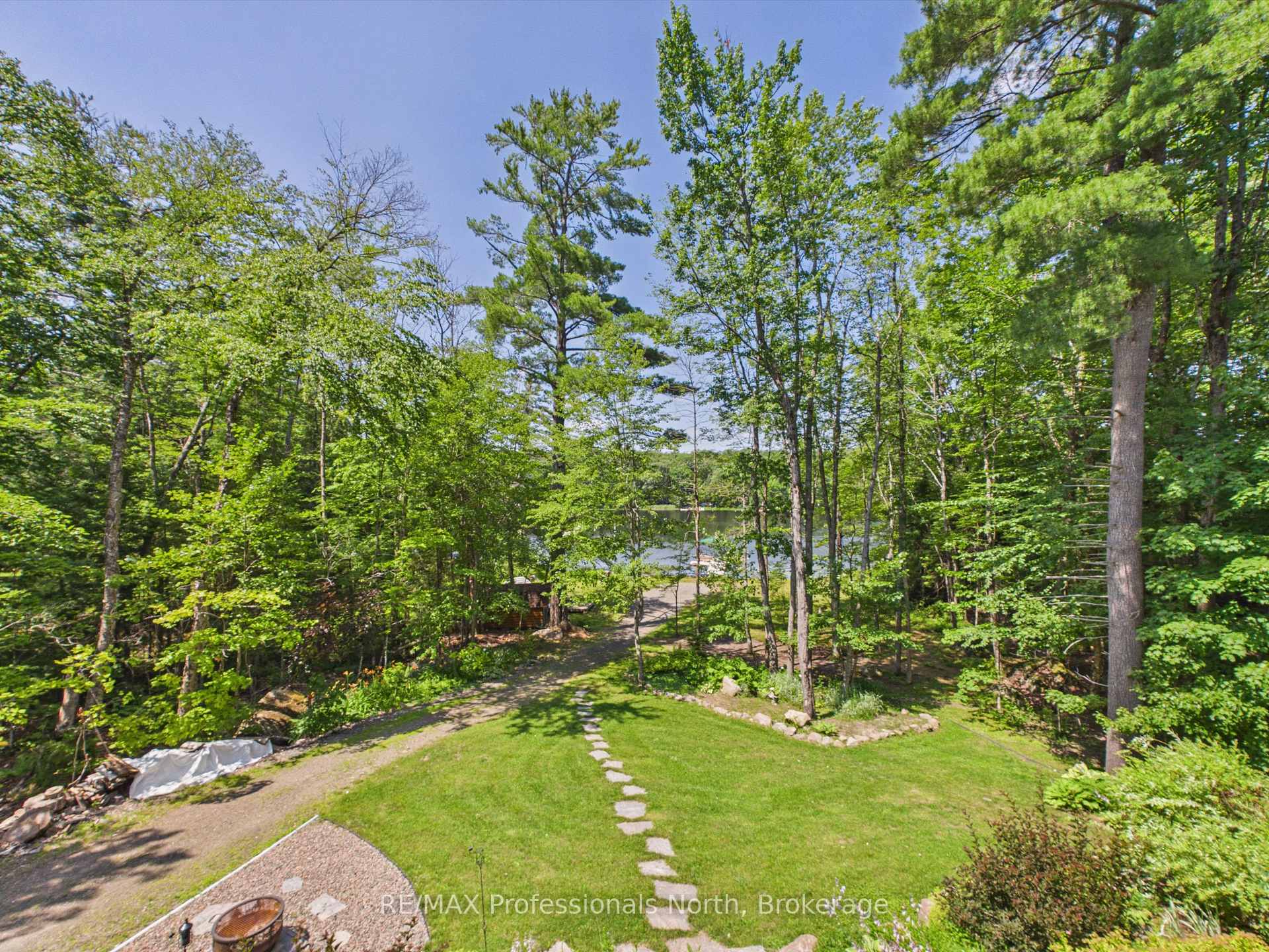 Photo 33 of 1698 Bird Lake Road, Bracebridge — HOMEH